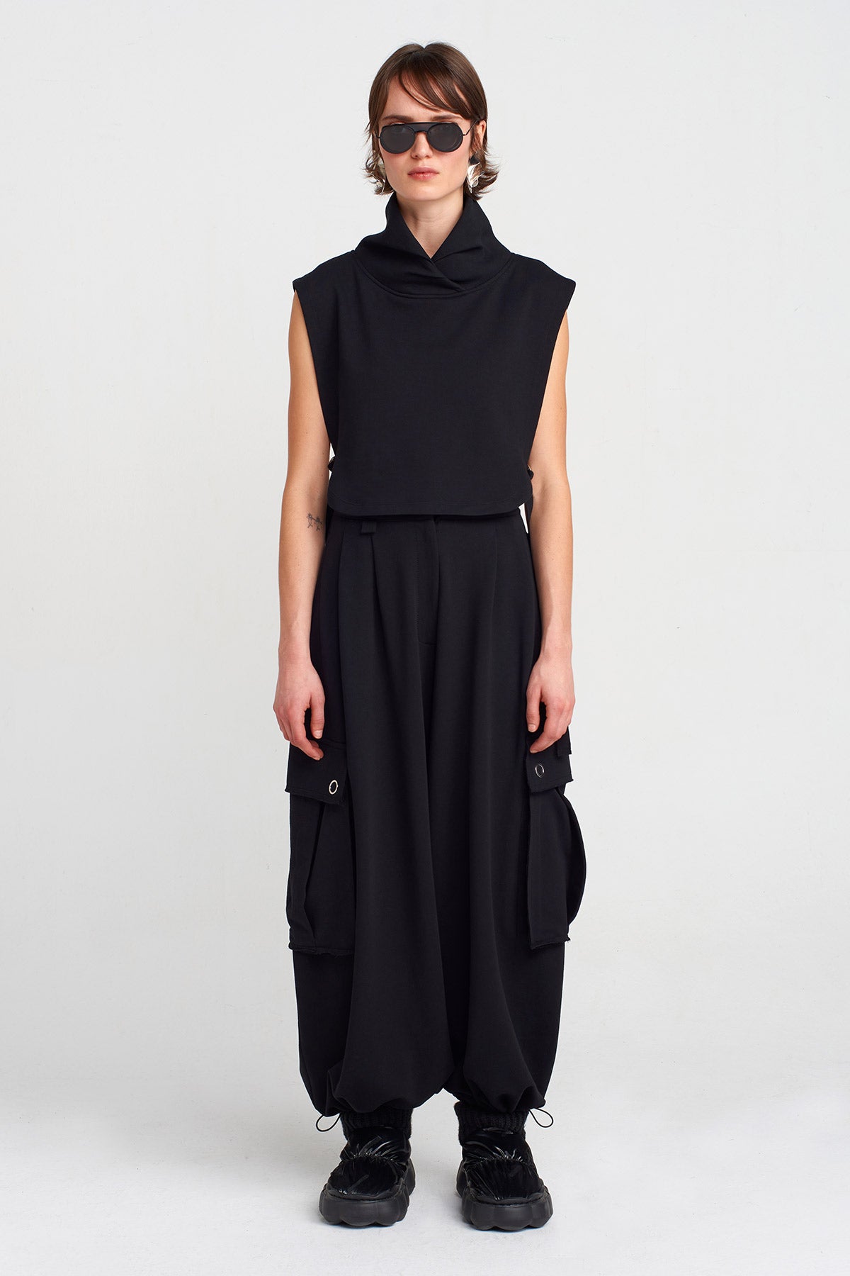 Black Side Tie, Collared T-shirt-K251011045