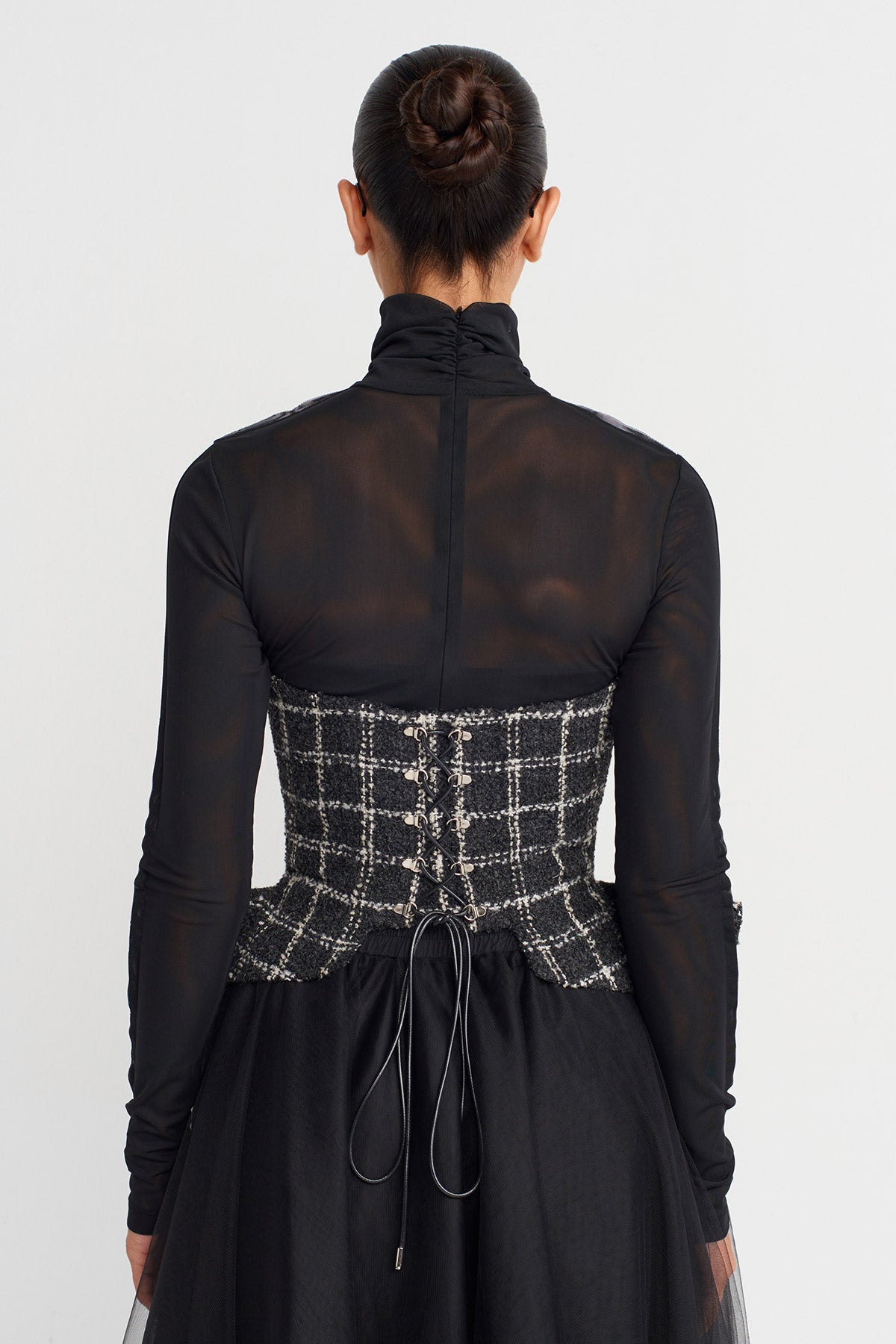 Gri/Beyaz Ekose Tüvit Korse-K251011076