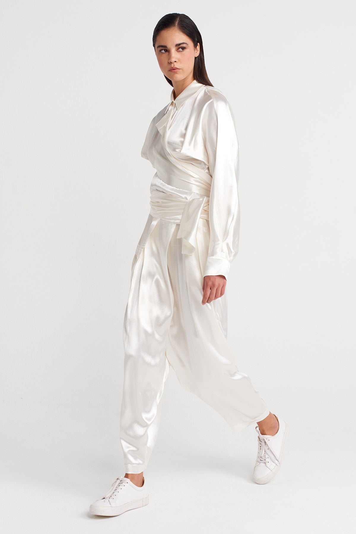 Kırık Beyaz Saten Samurai Gömlek-K251011122