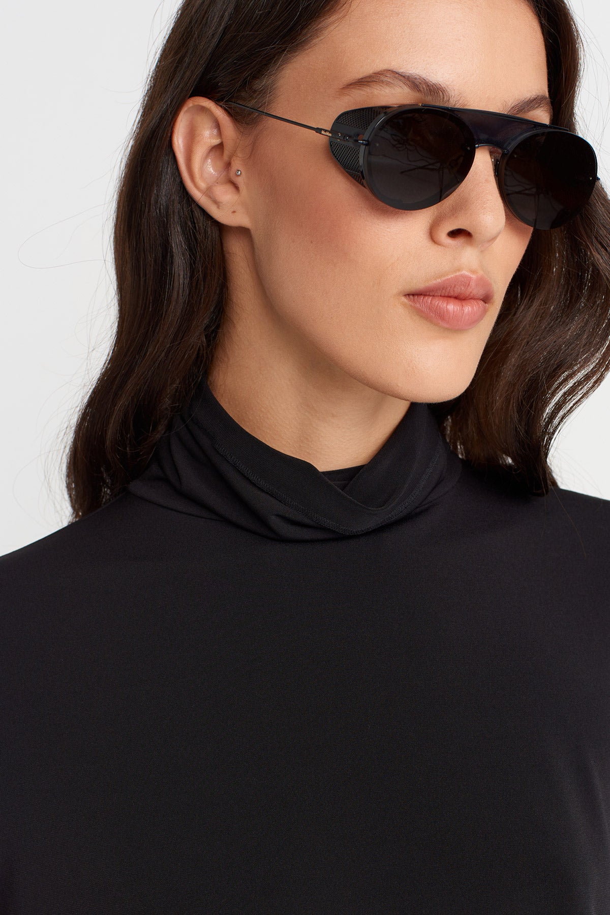 Siyah Boğazlı Uzun Kol Jarse Bluz-K251011132