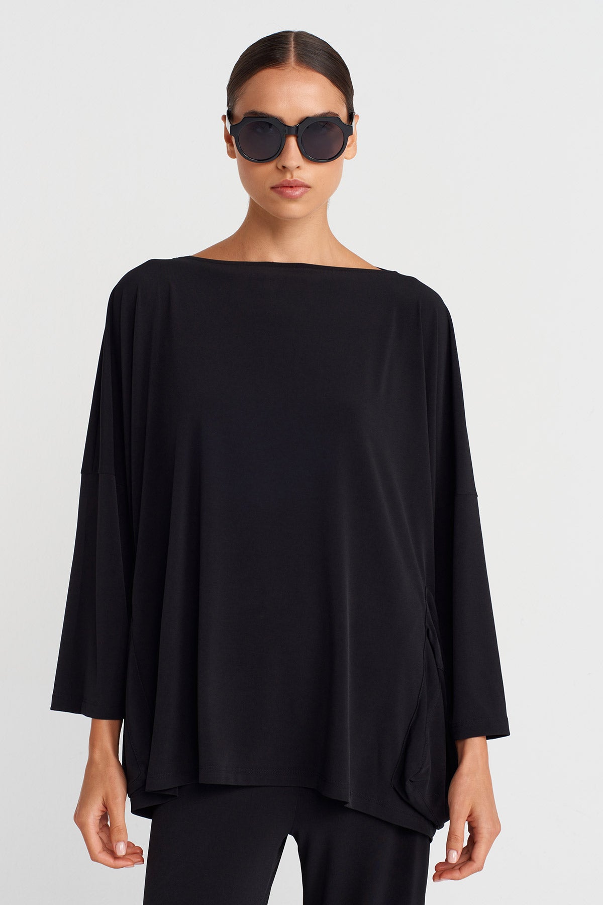Black Oversize Jersey Blouse with Side Pockets-K251011133