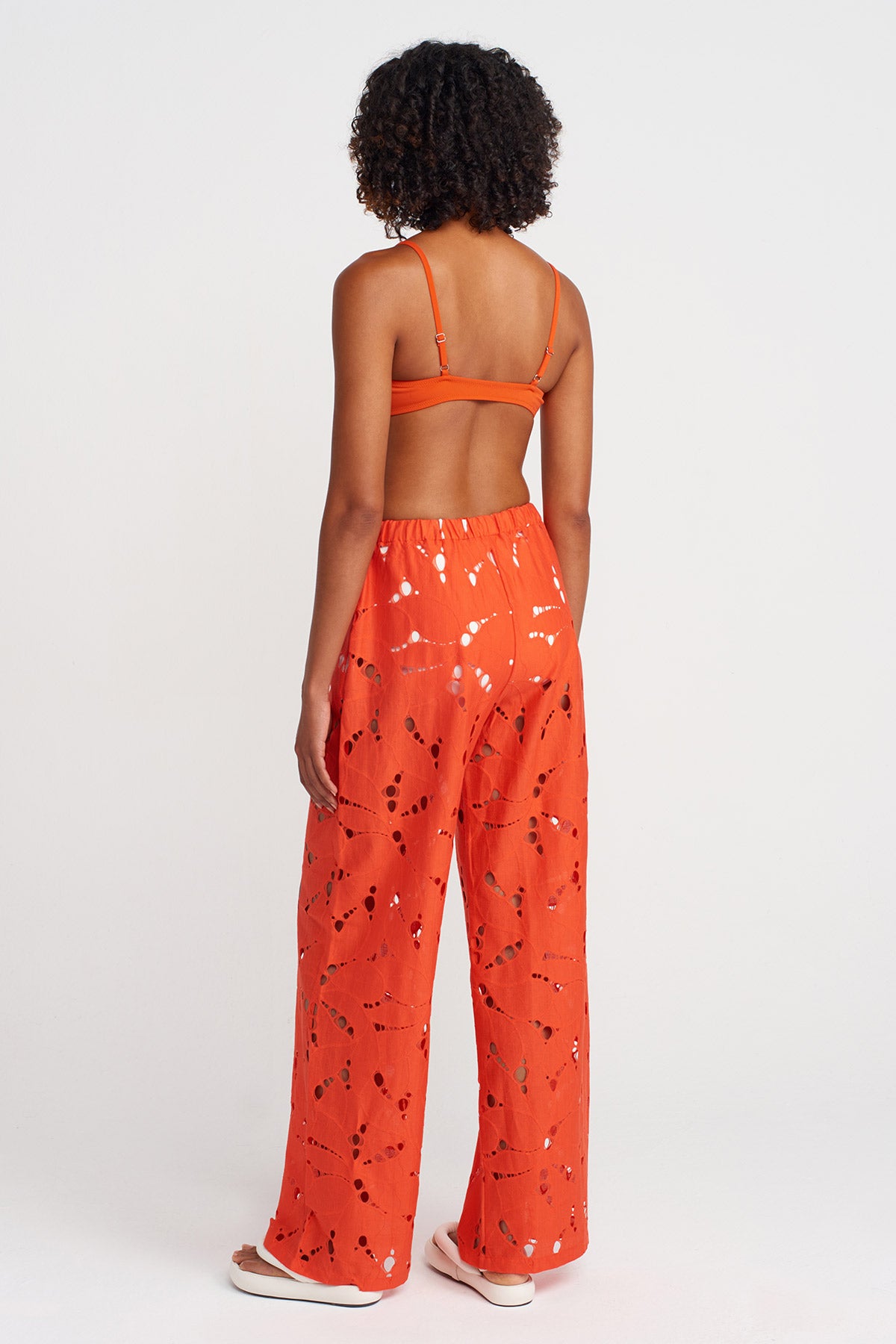 Kırmızı Astarlı Dantel Pantolon-K253013005