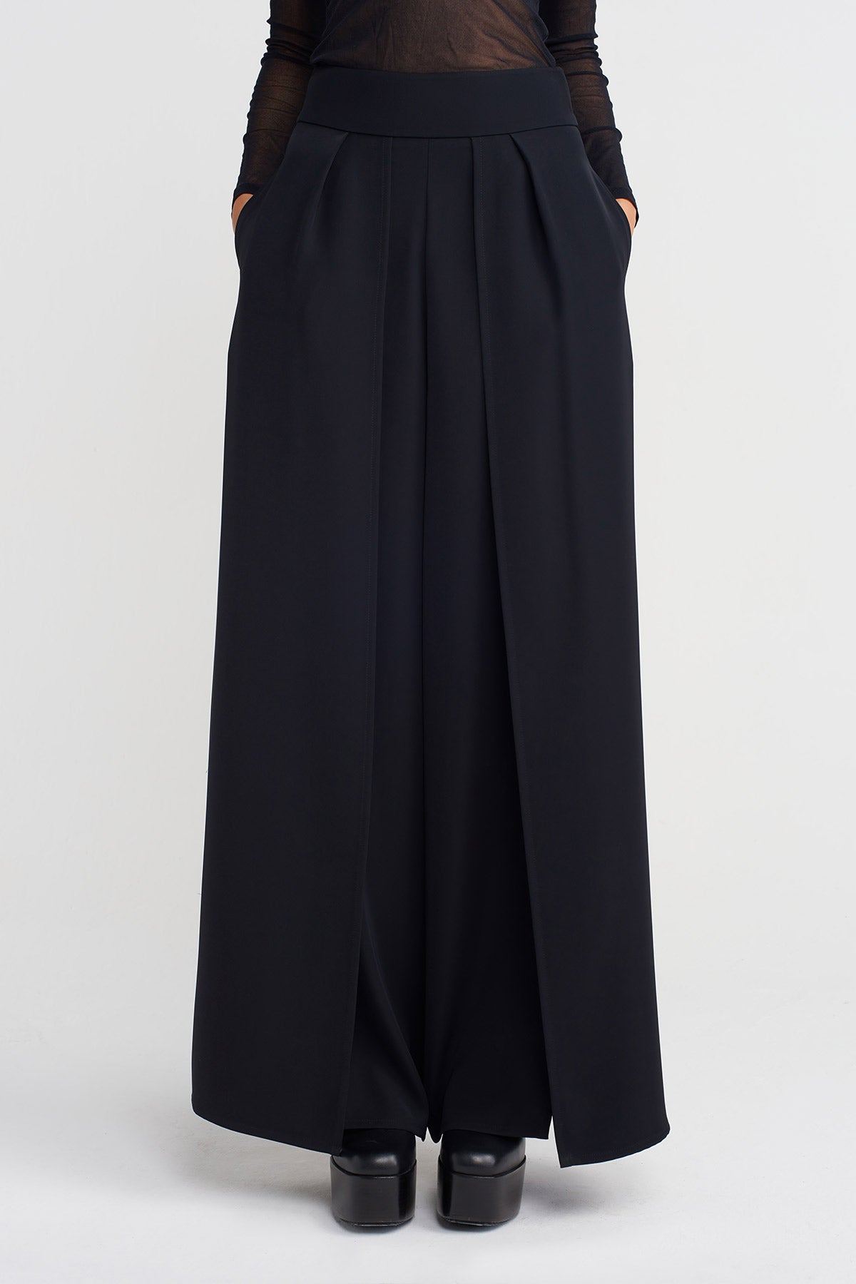 Siyah Yüksek Bel Bol Pantolon-K253013030