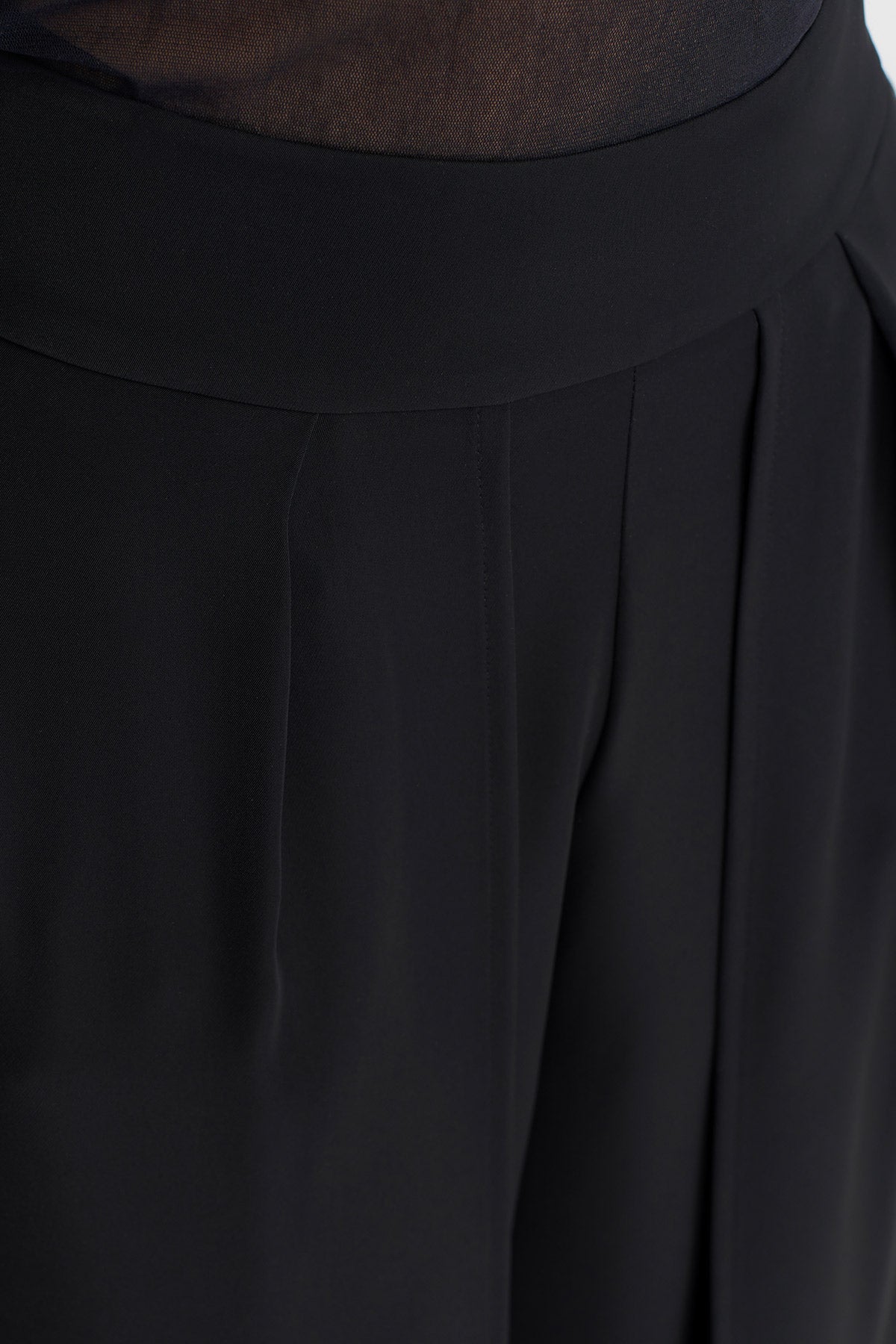 Siyah Yüksek Bel Bol Pantolon-K253013030