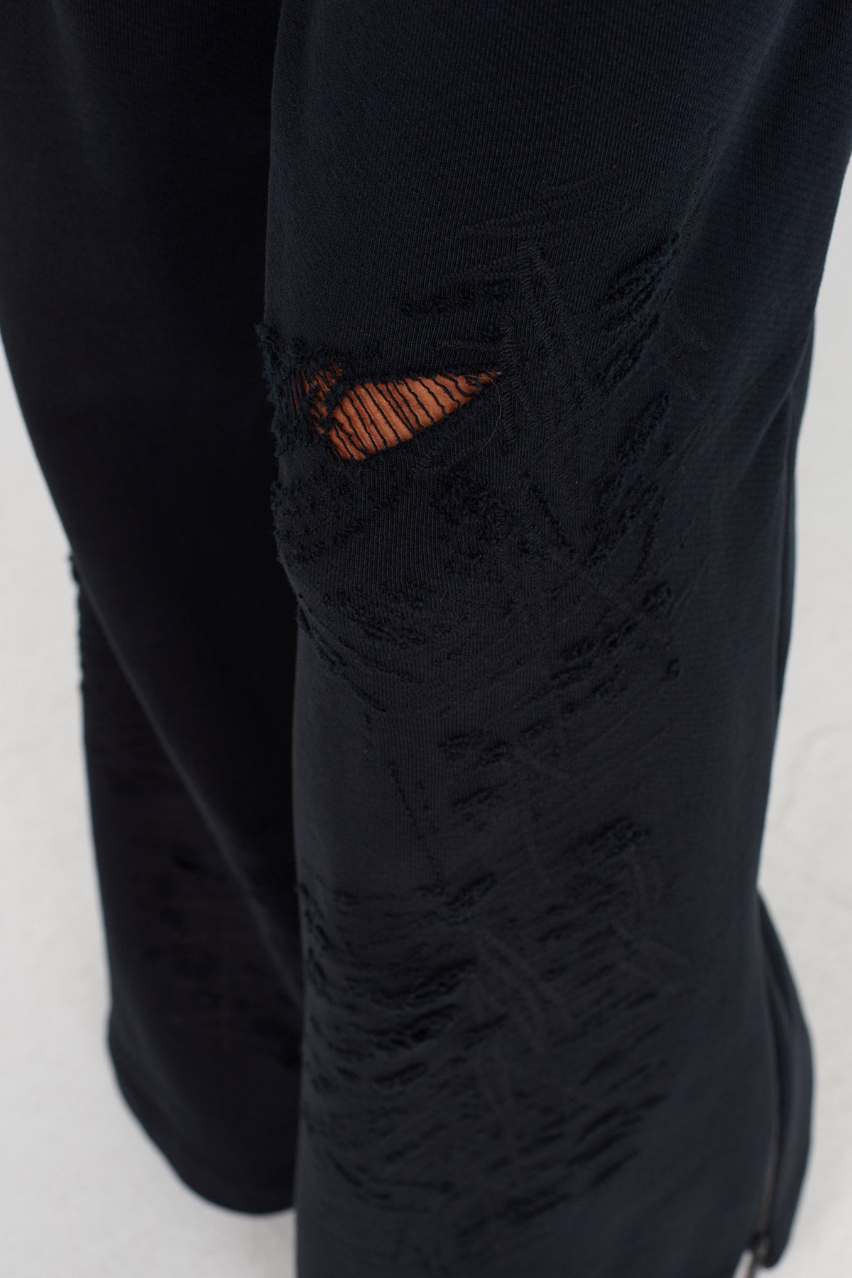 Siyah Dokulu Detaylı Bol Paça Pantolon-K253013049