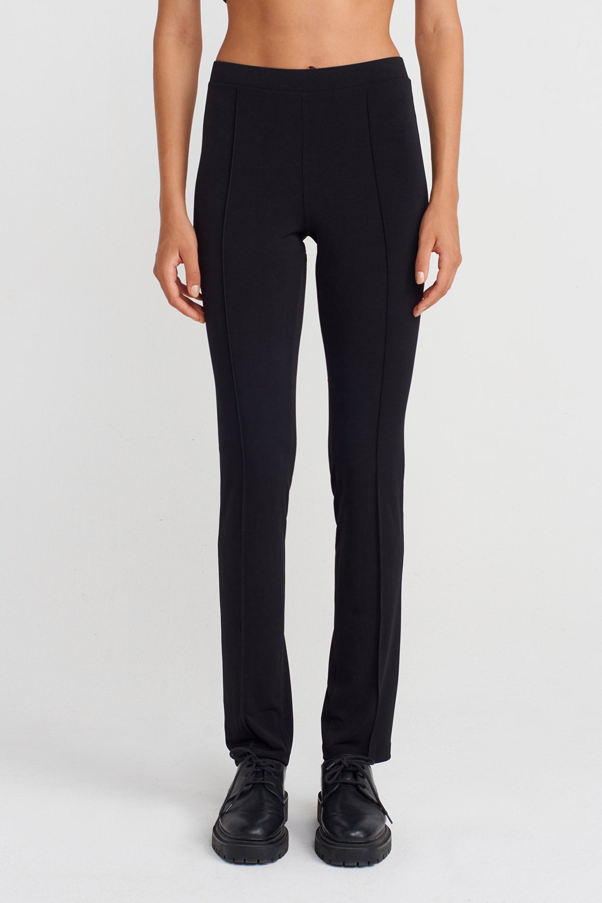 Black Iron-Stitched Skinny Jersey Trousers-K253013072
