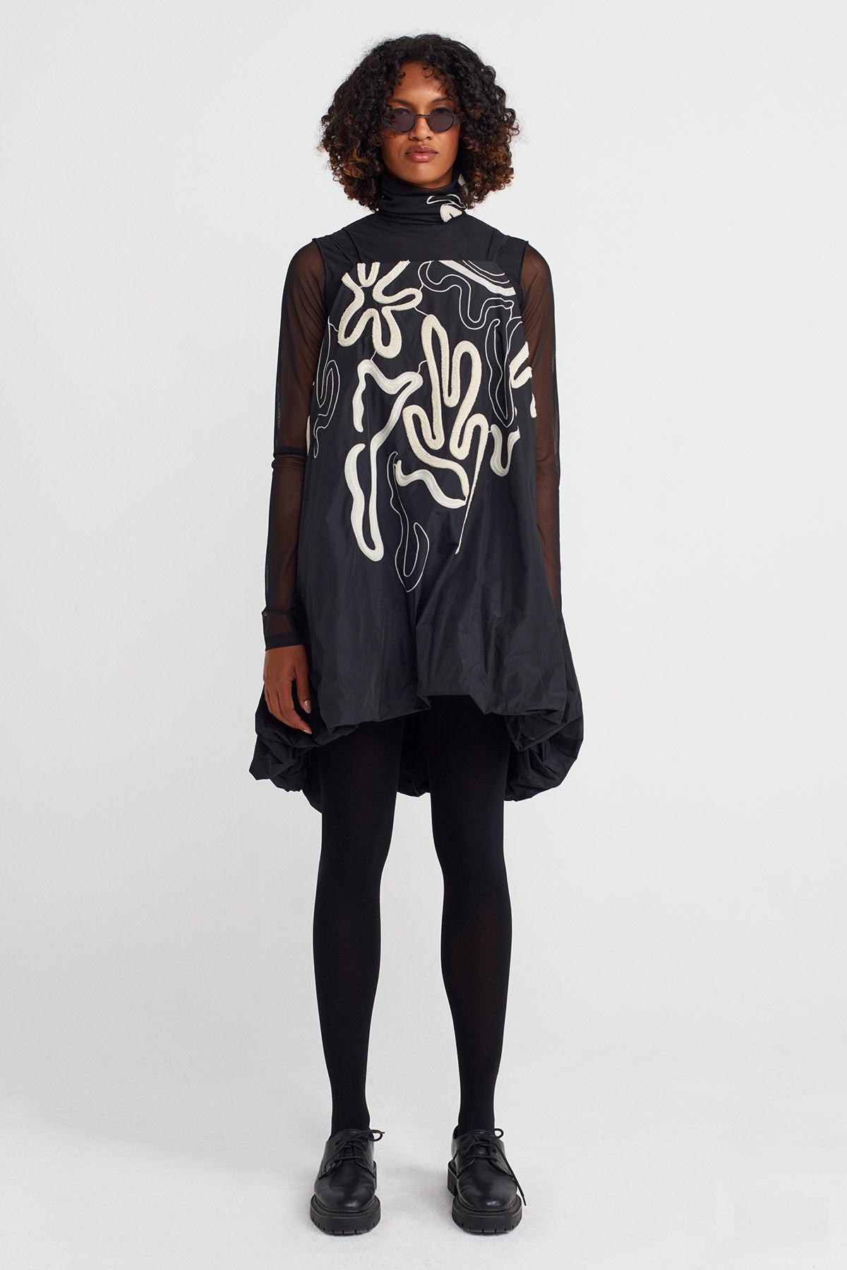 Black-Natur Embroidered Straped Taffeta Balloon Dress-K254014022