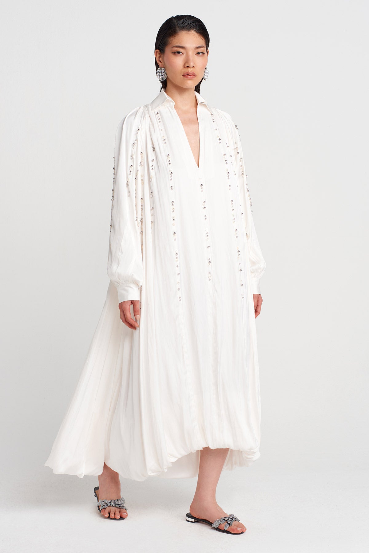 Off-White Shirt Collar, Balloon Skirt Embroidered Dress-K254014026