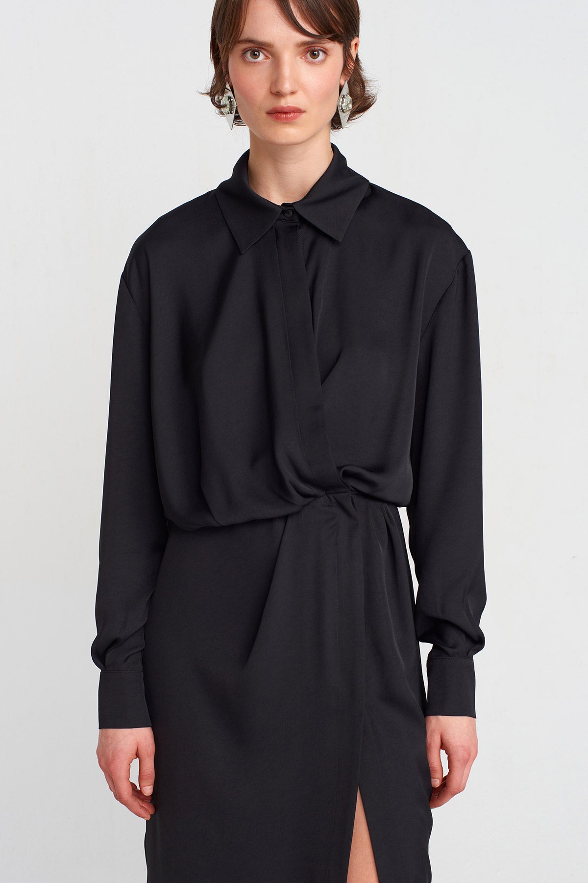 Siyah Derin Yırtmaçlı, Kuyruklu Elbise-K254014034