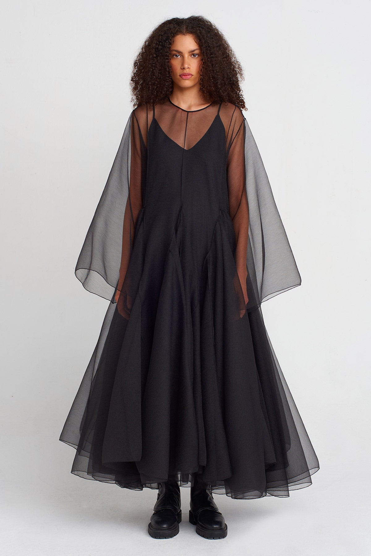 Black Long Sleeve Organza Puffy Dress-K254014047