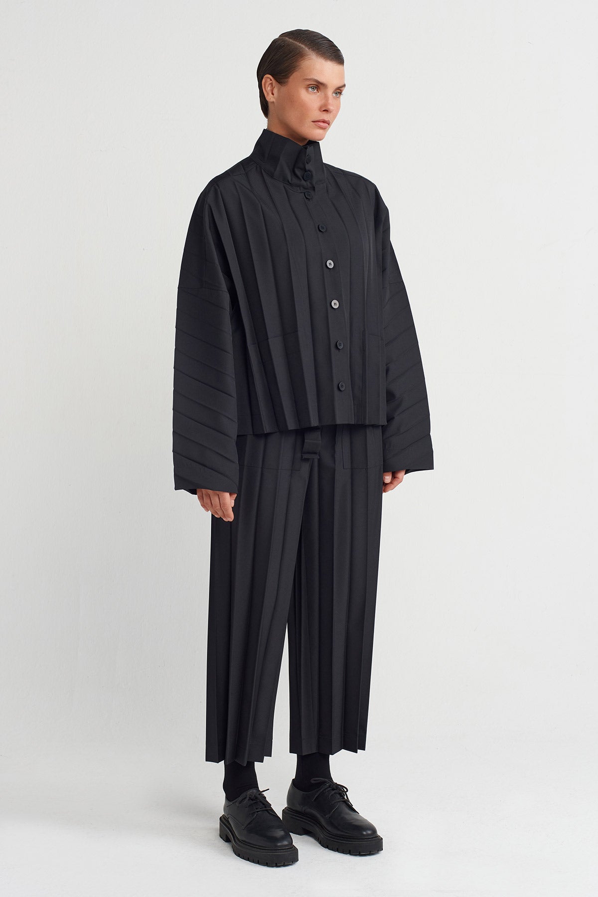 جاكيت أسود مطوية-K255015007