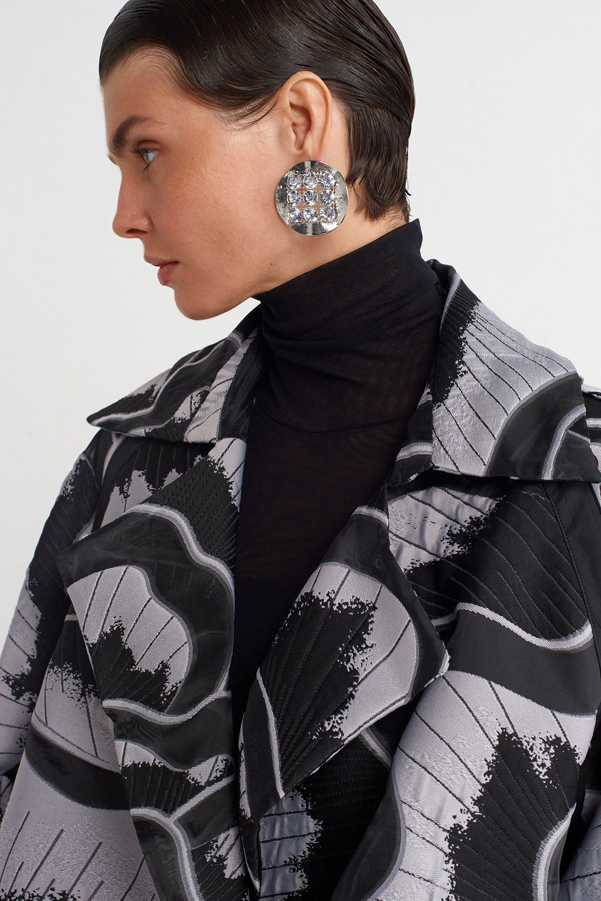 Multicolor Jakar Desenli Kısa Ceket-K255015011