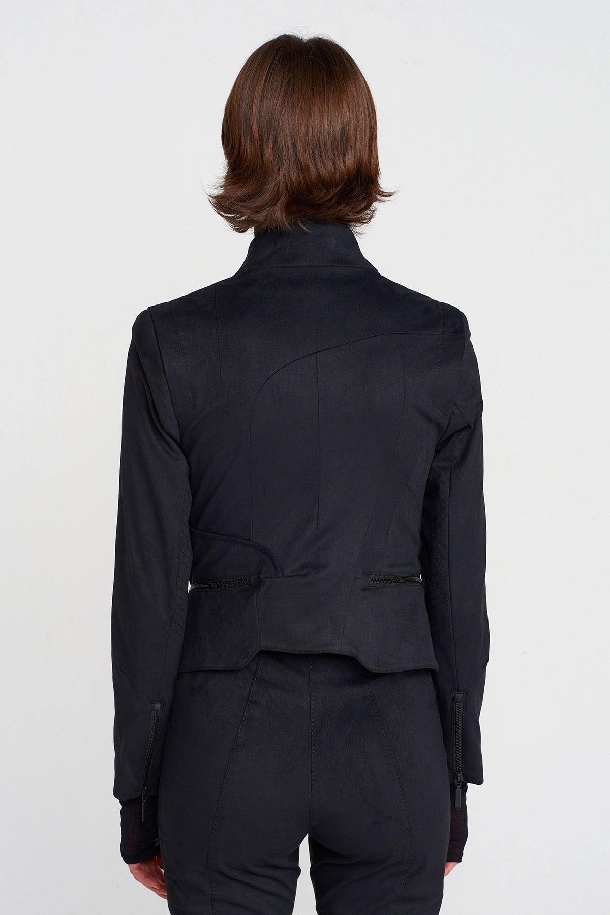 جاكيت من جلد الغزال الأسود بتفاصيل سحاب - K255015026