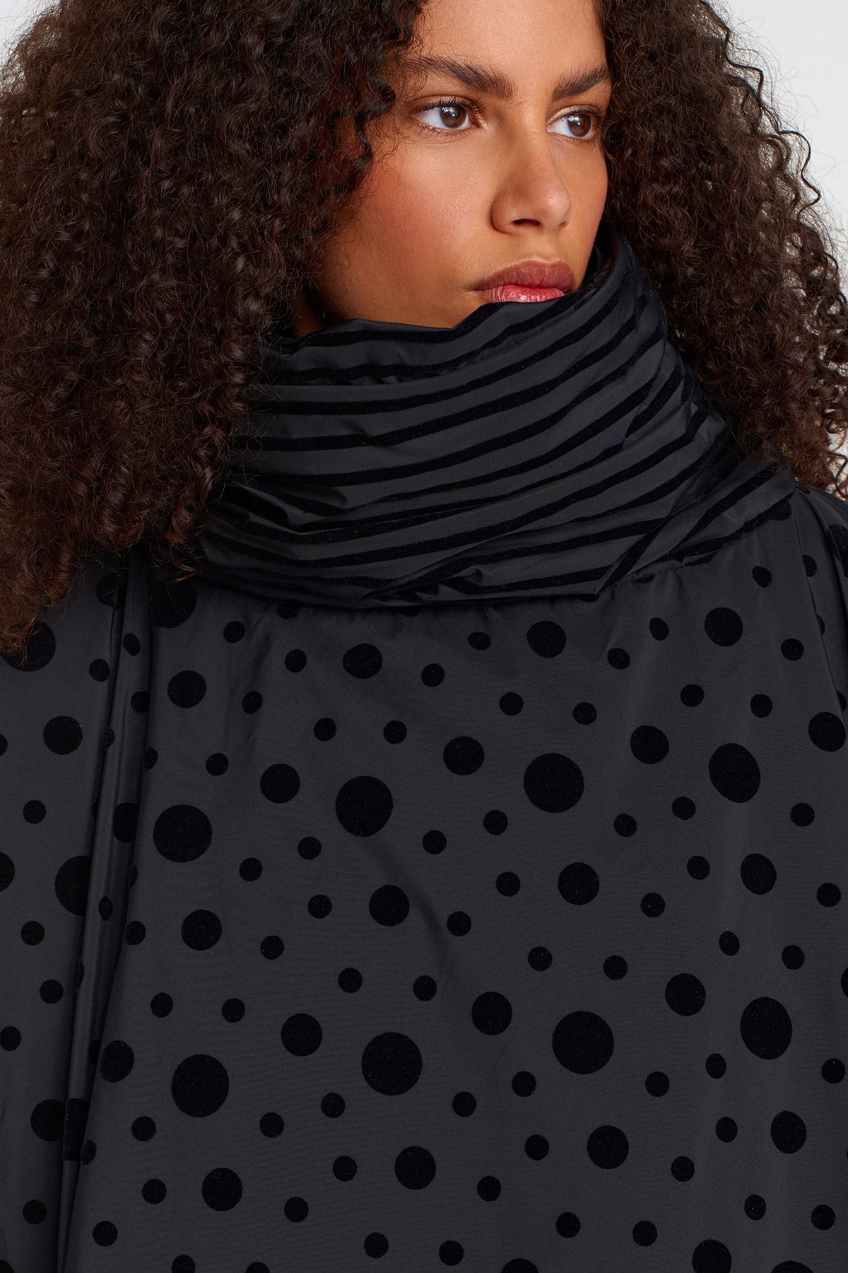 Multicolor Velvet Polka Dot Patterned Oversize Padded Jacket-K255015037