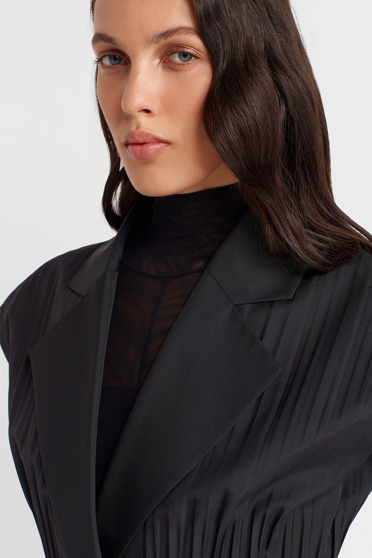 Siyah Bolgesel Pliseli Ceket Yakalı Yelek-K255015060