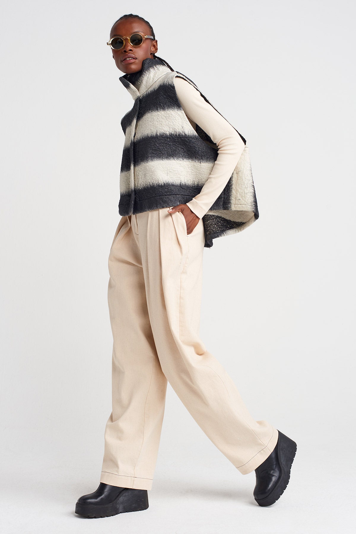 Multicolor Kalın Çizgili Bol Yelek-K255015075