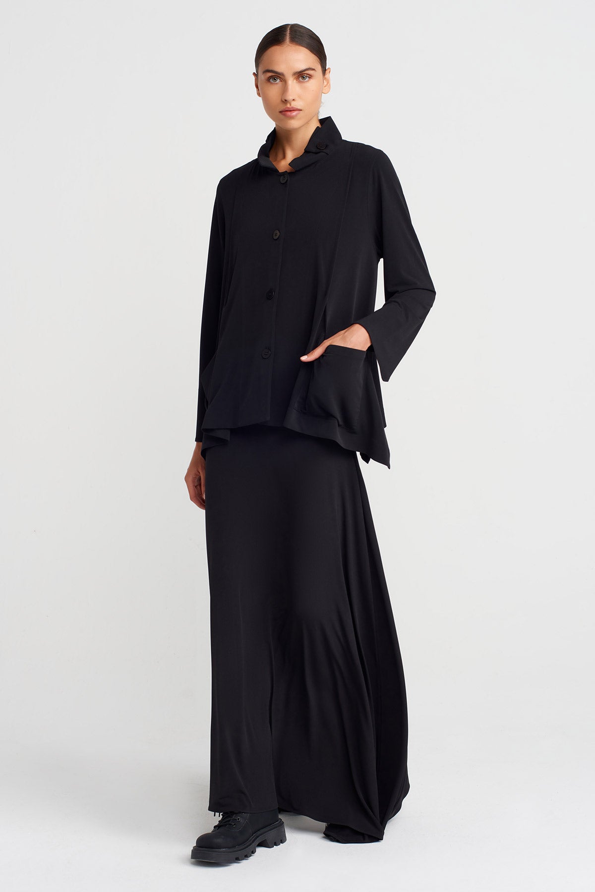 كارديجان جيرسي أسود بجيوب - K255015105