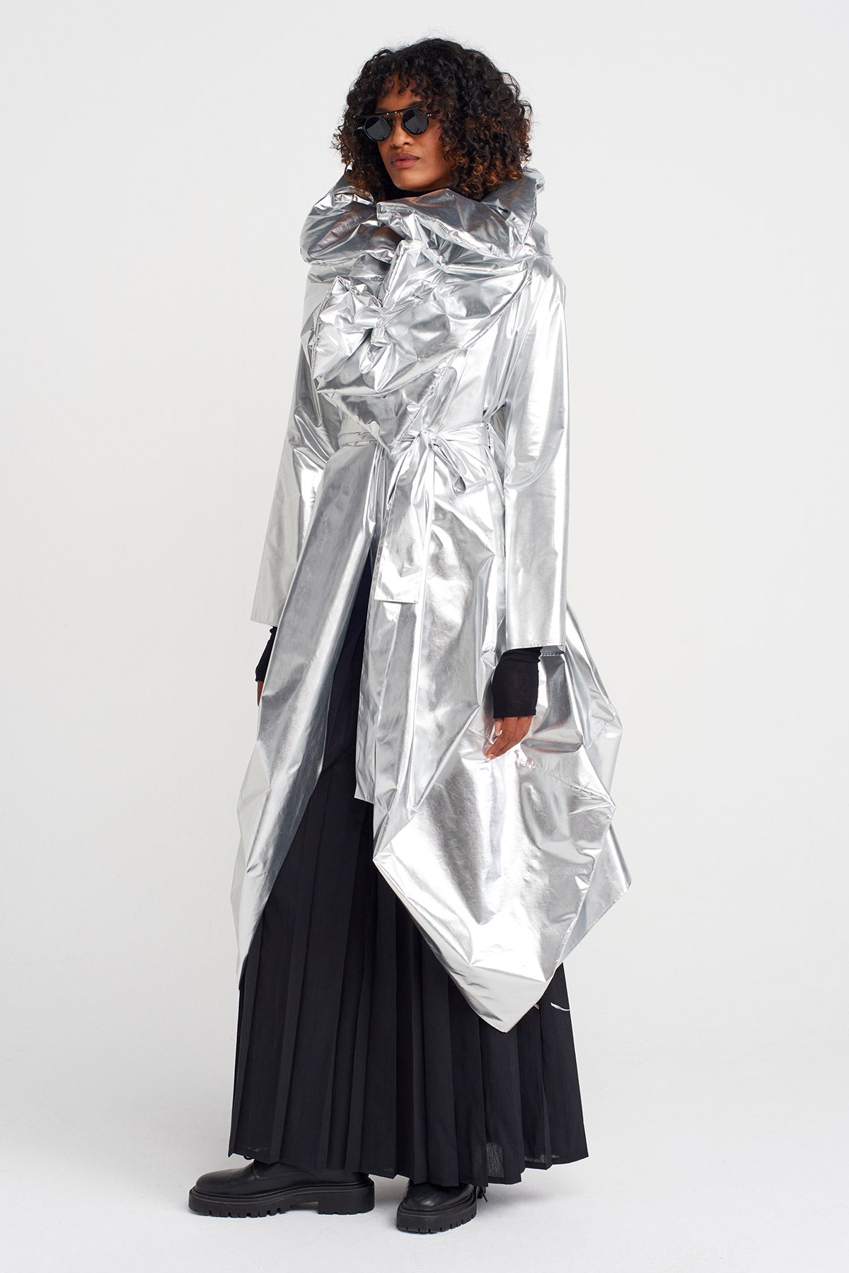 Gümüş Parlak Kuşaklı Trenç Ceket-K257017012