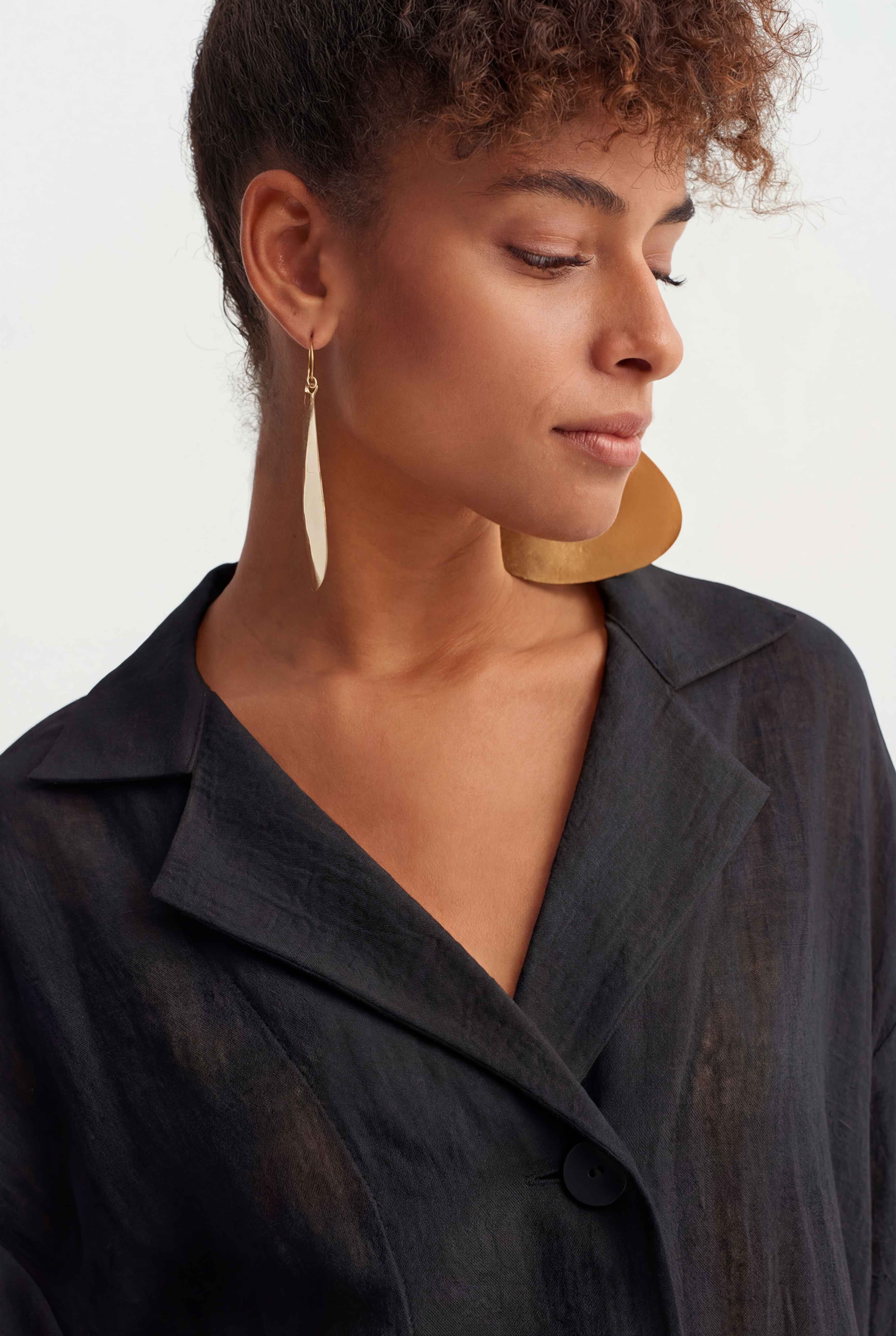 Siyah Doğal Keten Düğmeli Gömlek-Y261011068