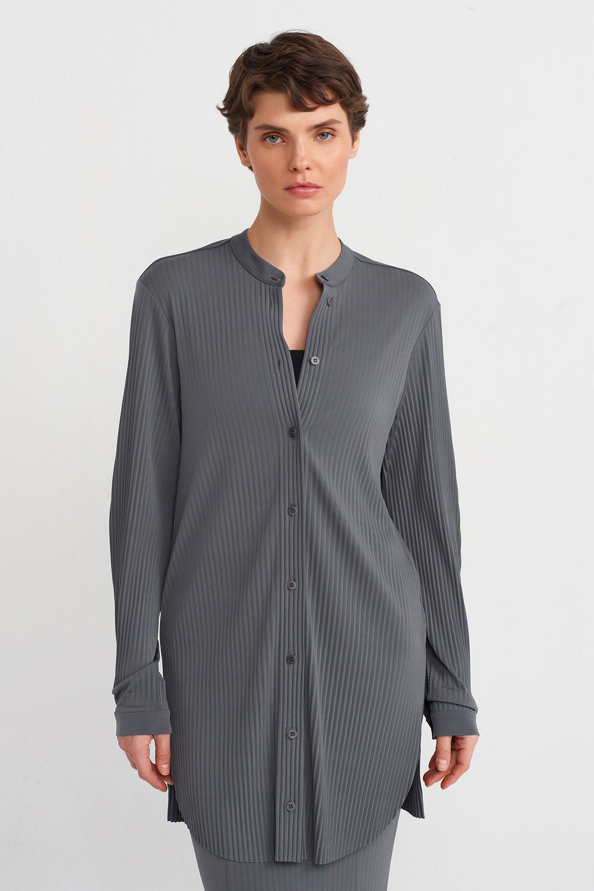 Steel Judge Collar Jersey Pleated Shirt-Y241011082