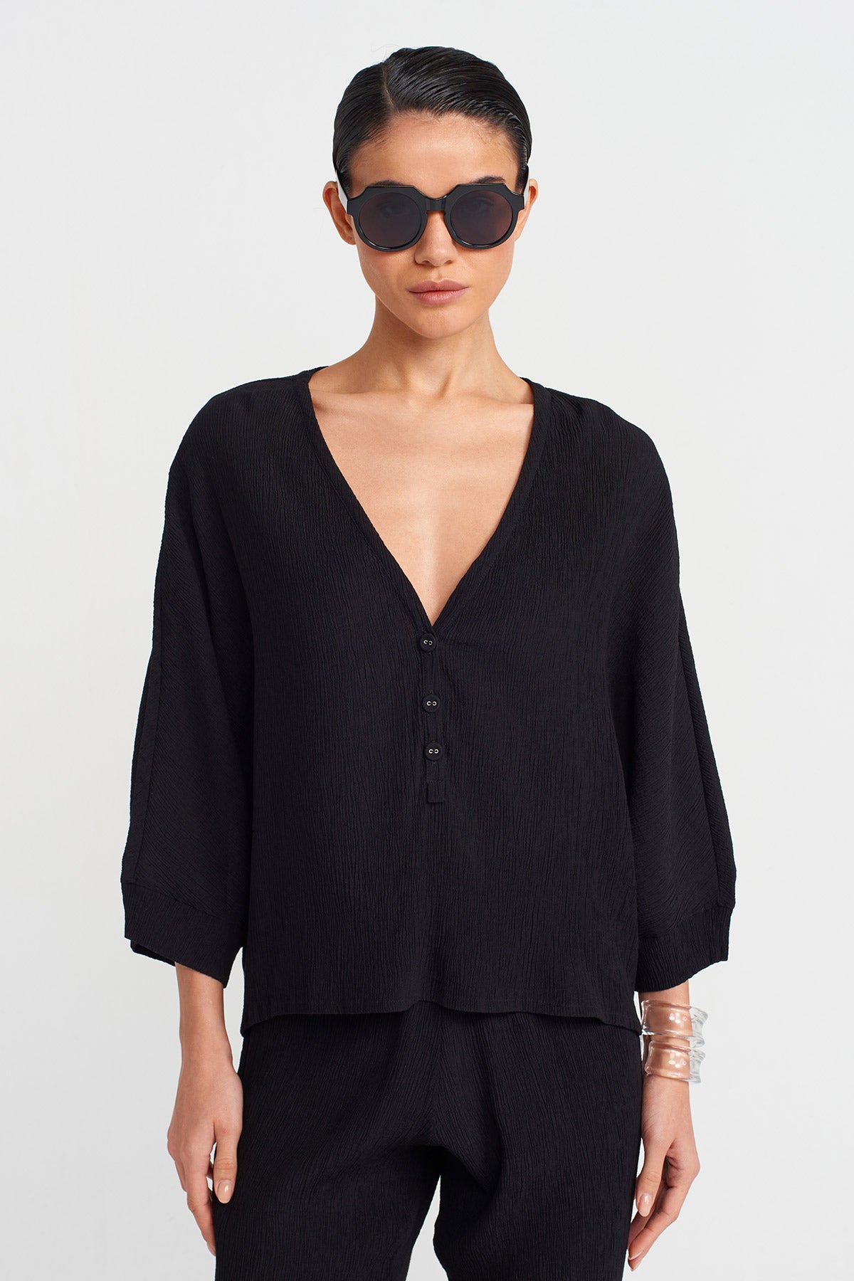 Black V Neck Buttoned Crinkle Blouse-Y251011102