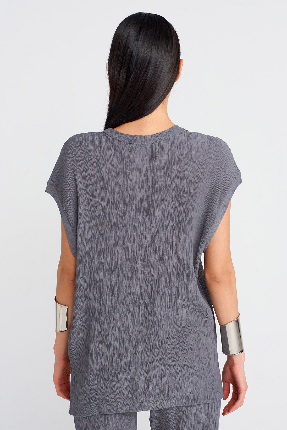Steel Crew Neck Crinkle T-shirt-Y251011106
