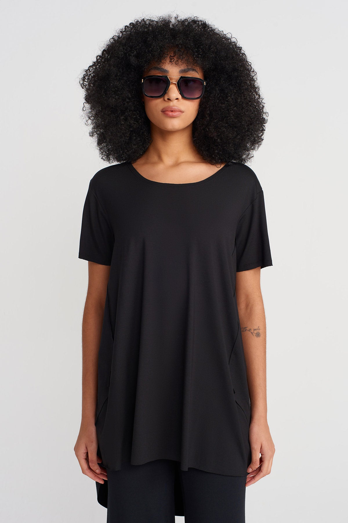 Black Short Sleeve Jersey T-shirt-Y251011142