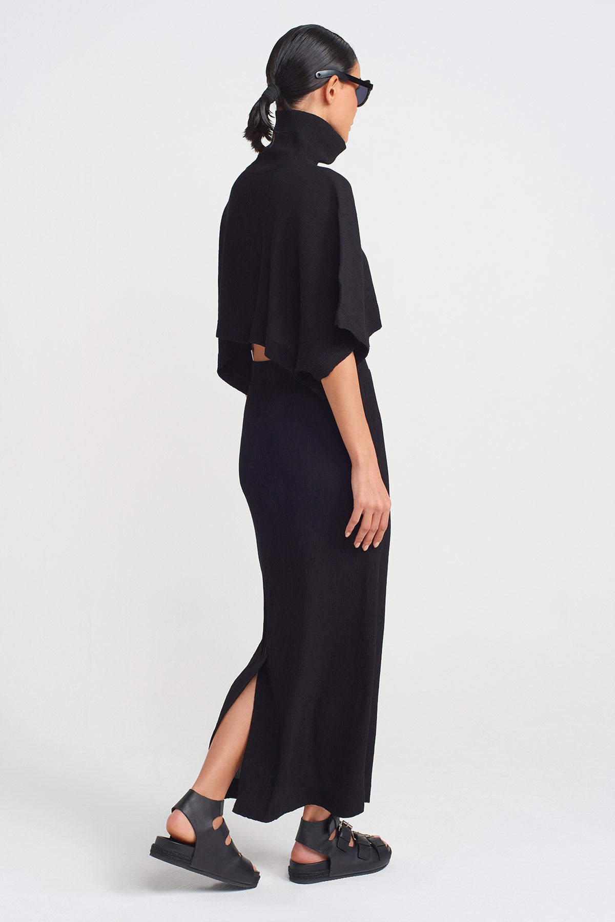 Black Crinkle Midi Skirt-Y252012019