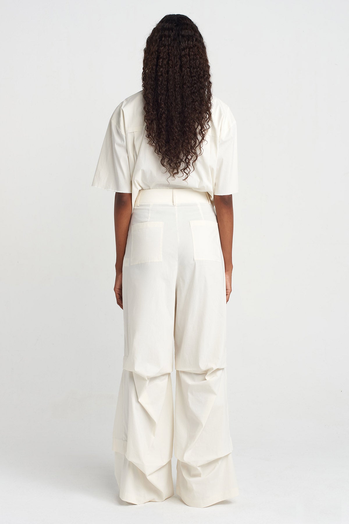 Ecru Stitch Detailed Poplin Trousers-Y253013019
