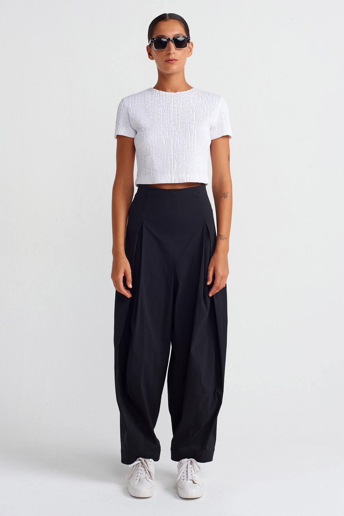Black High Waist Wide Poplin Trousers-Y253013043