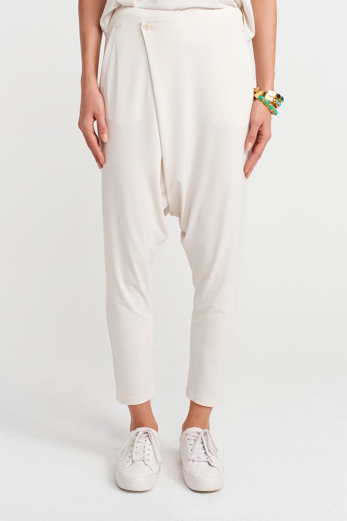 قميص جيرسي مزدوج الصدر بلون البيج الفاتح - Y253013074