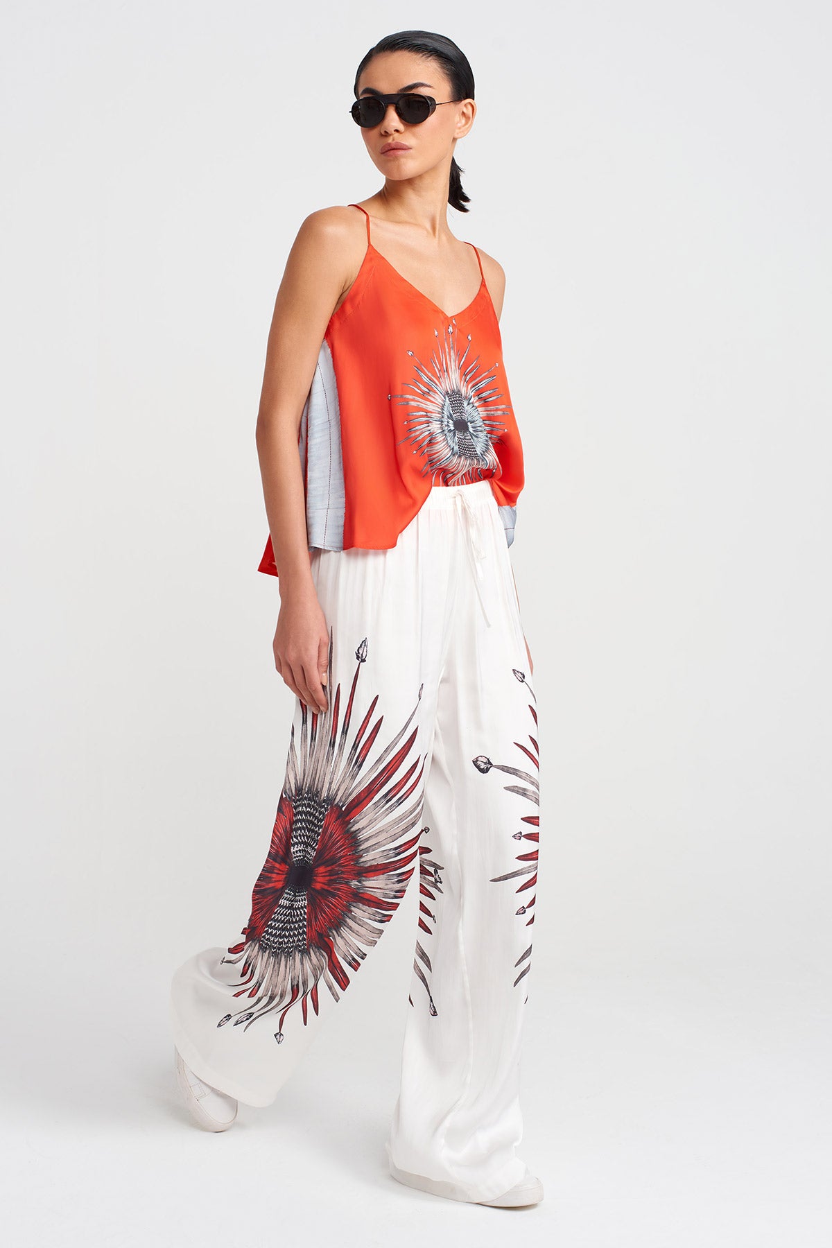 Off White Patterned Satin Trousers-Y253013081