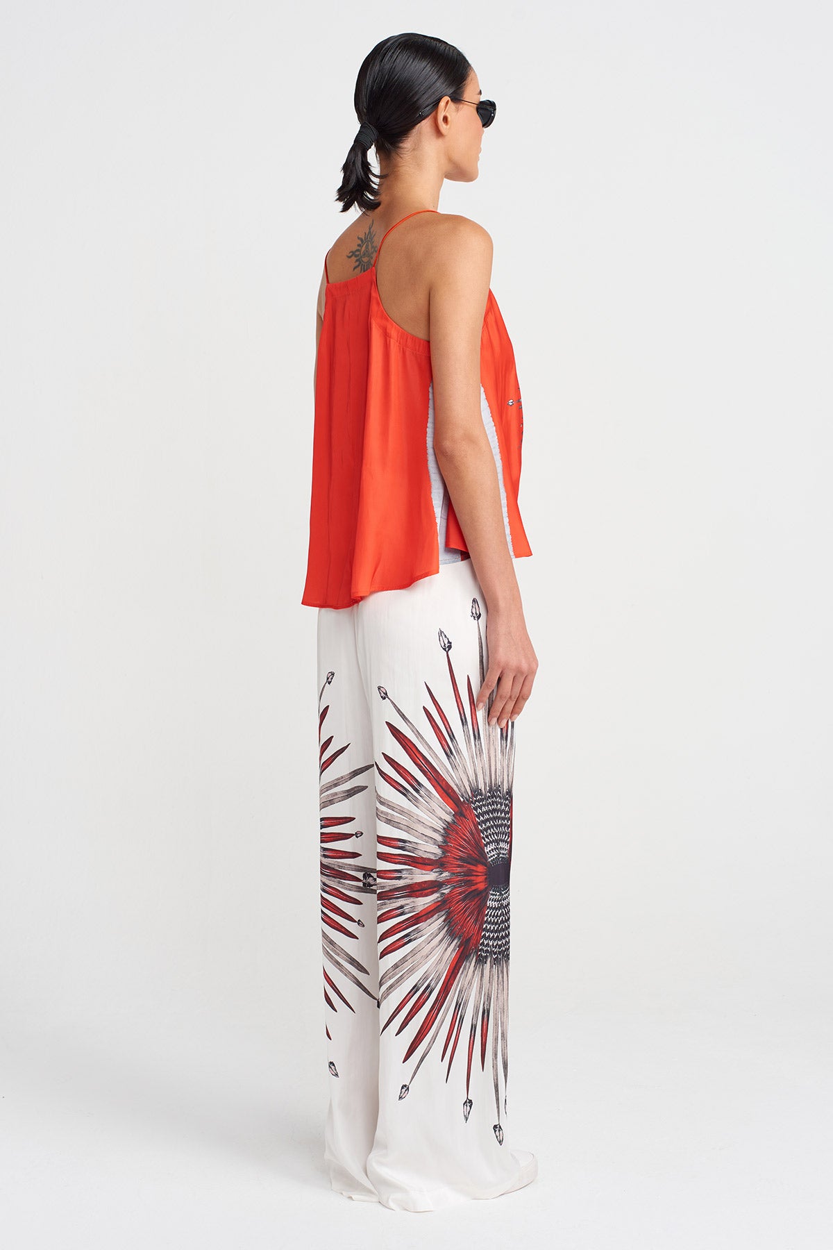 Off White Patterned Satin Trousers-Y253013081