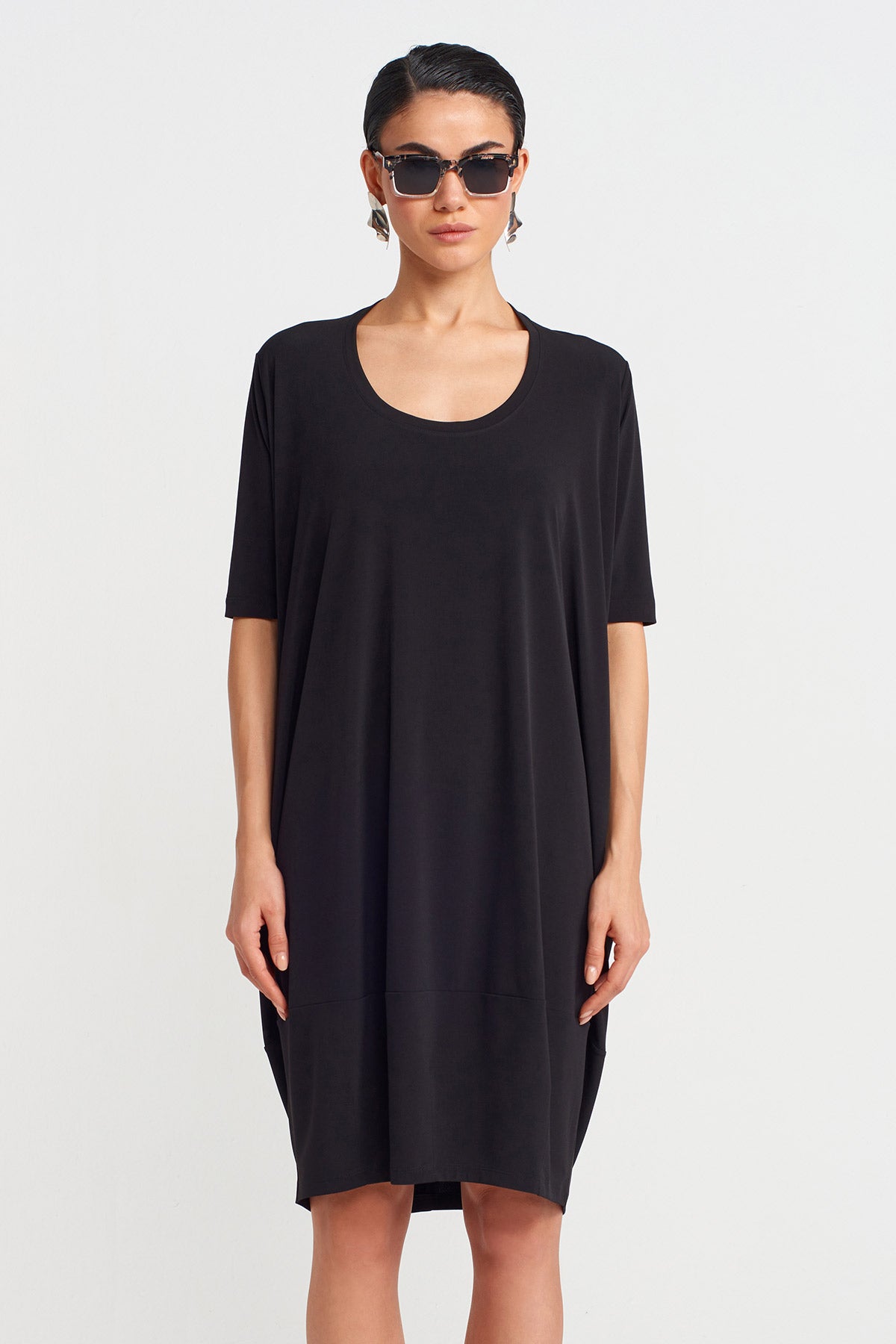 Black Half Sleeve, Pocketed Jersey Dress-Y254014130