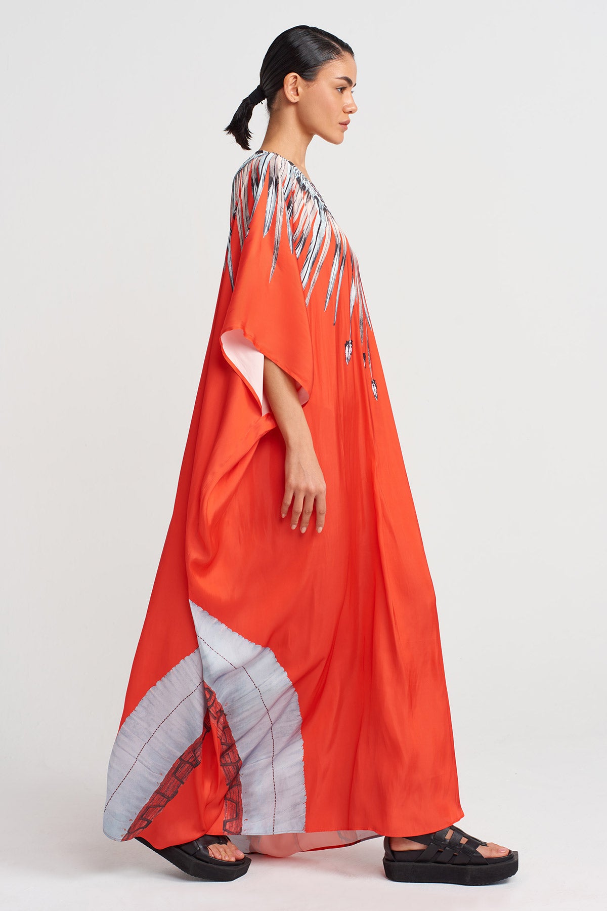 Kırmızı Desenli Saten Kaftan Elbise-Y254014139