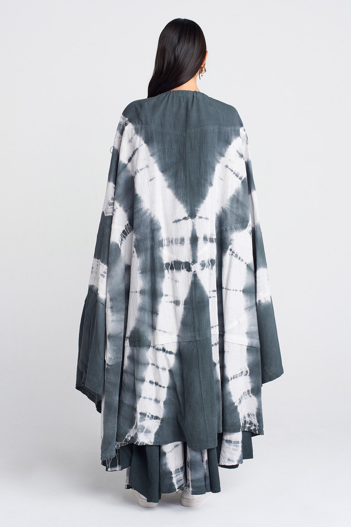 Koyu Gri Batik Efektli Pelerin Ceket-Y255015049