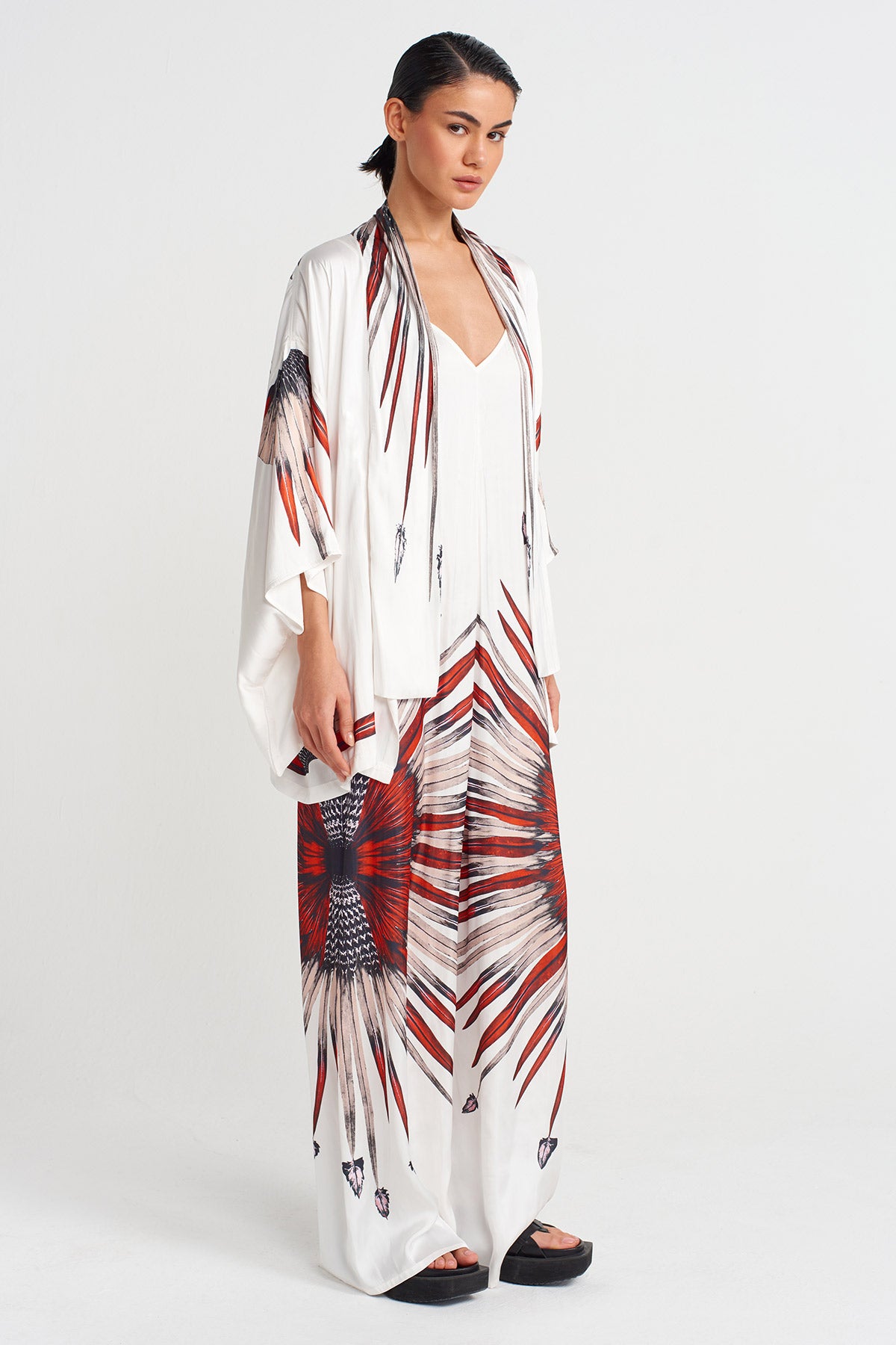Off White Patterned Short Kimono-Y255015088