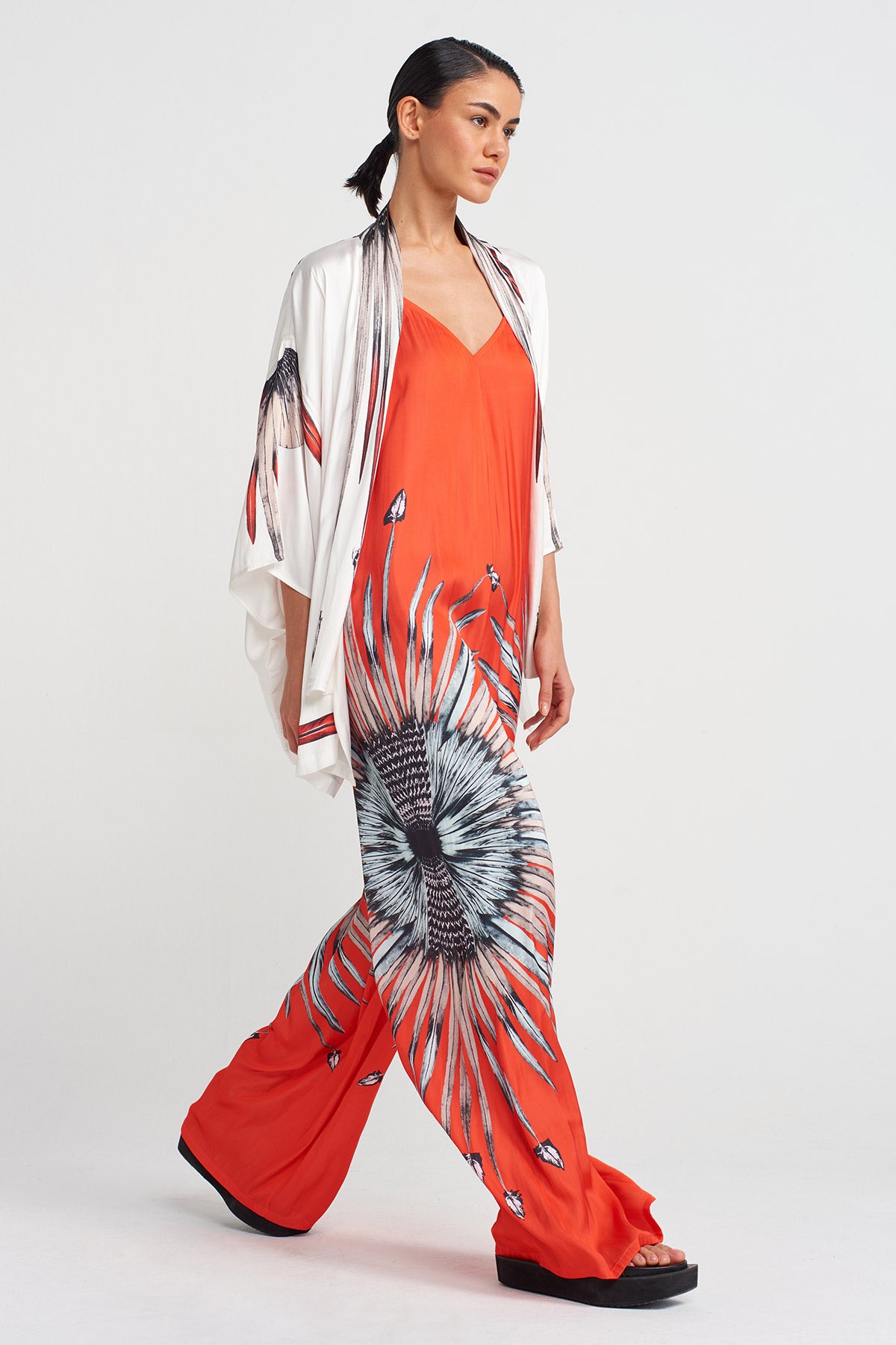 Off White Patterned Short Kimono-Y255015088
