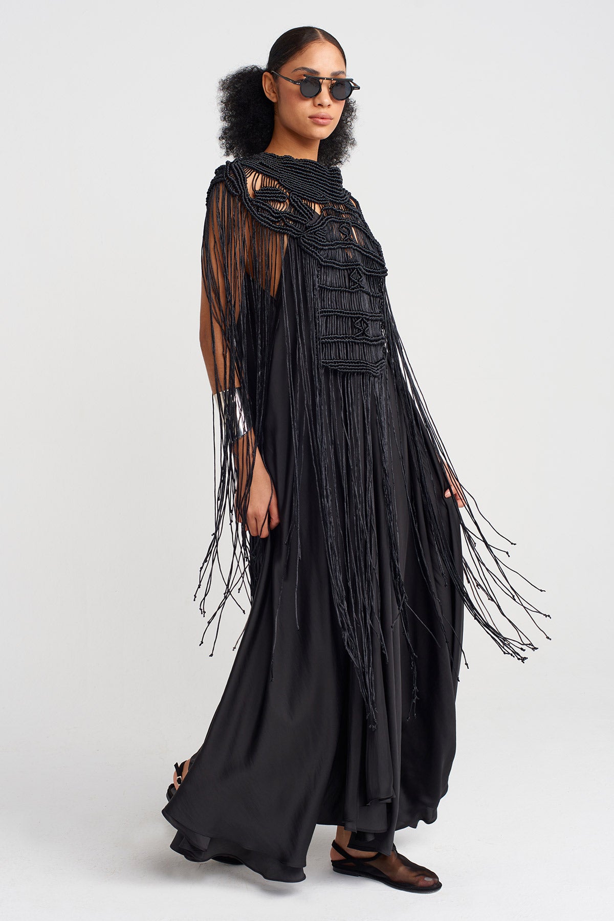 Black African Handmade Macrame Accessory-Y256016002