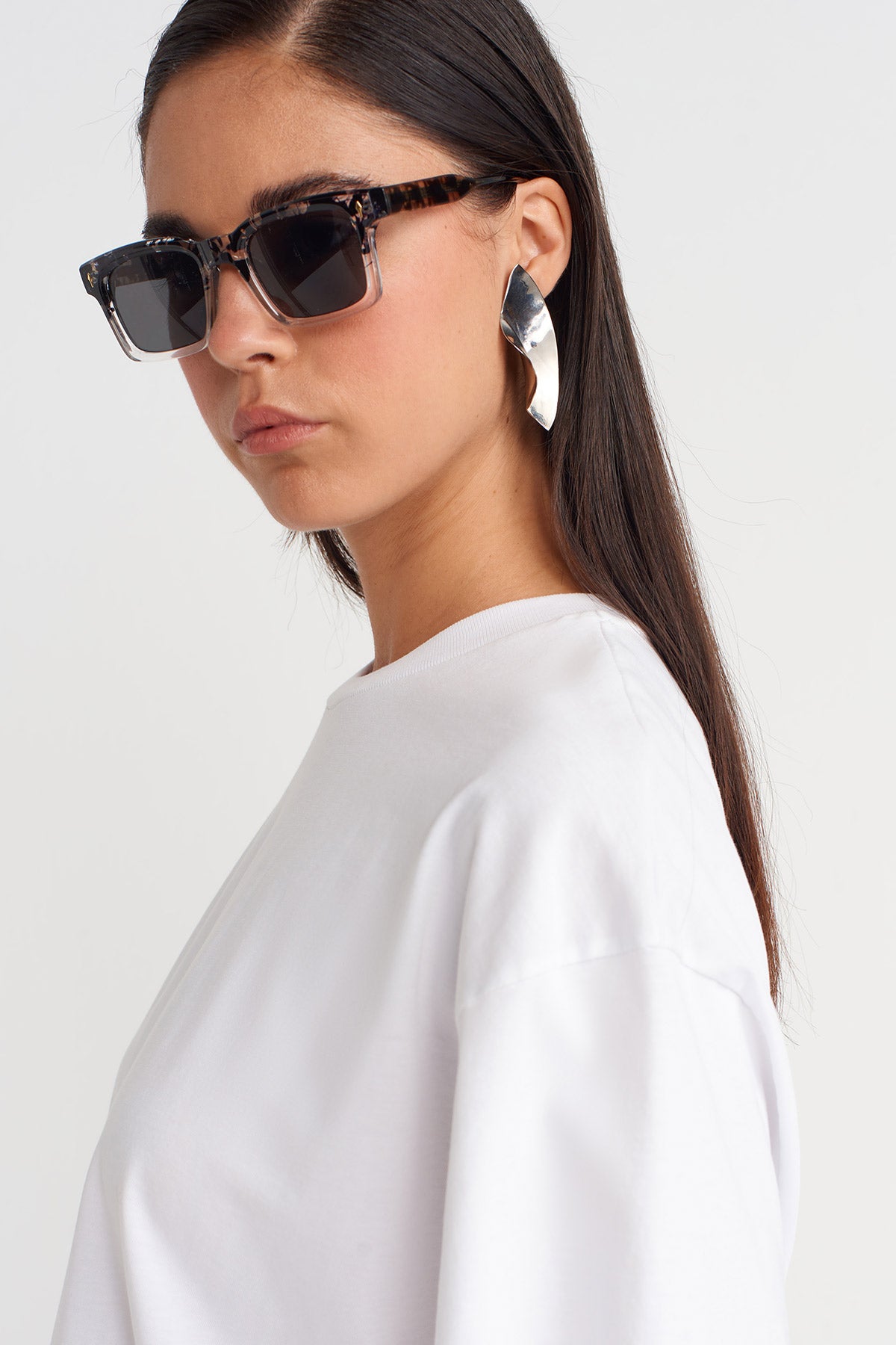 Kırık Beyaz Oversize Basic Tişört-Y261011023