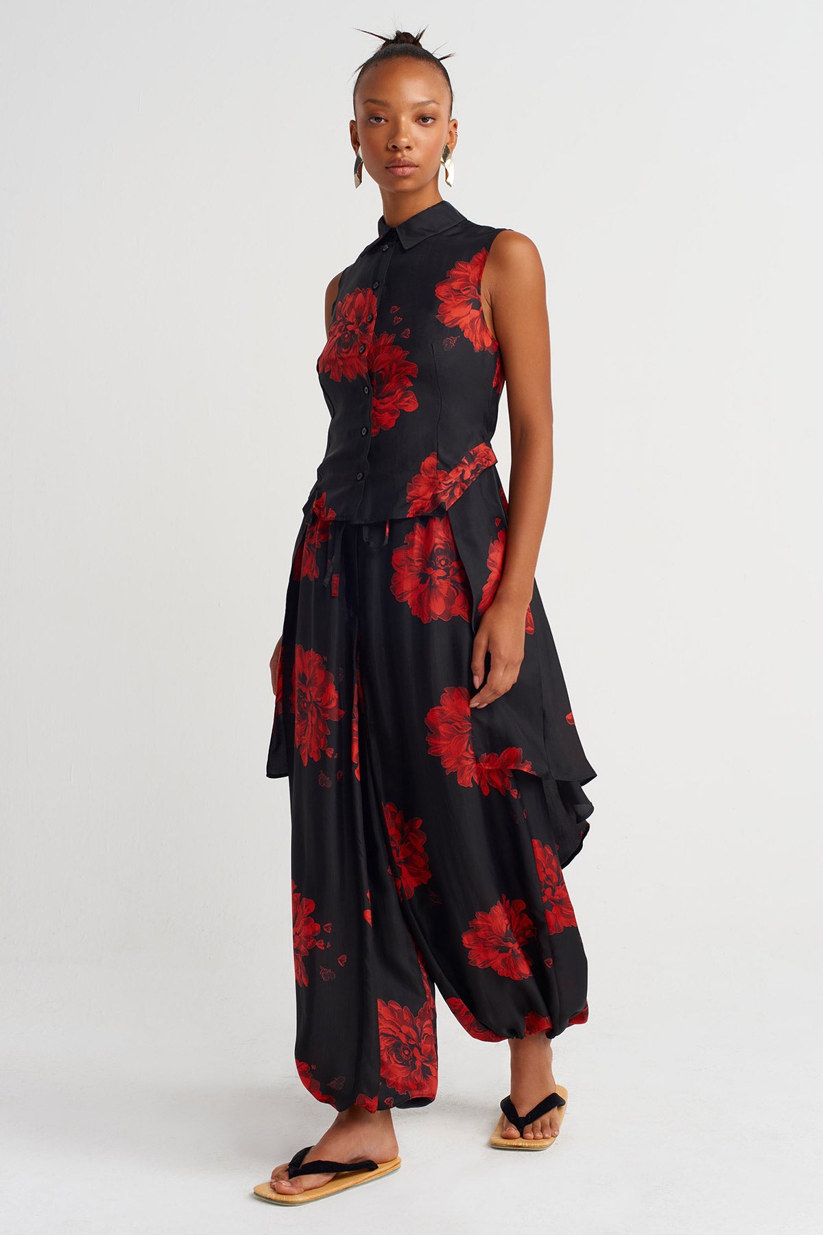 Arkası Uzun Çiçek Desenli Gömlek-Y261011031