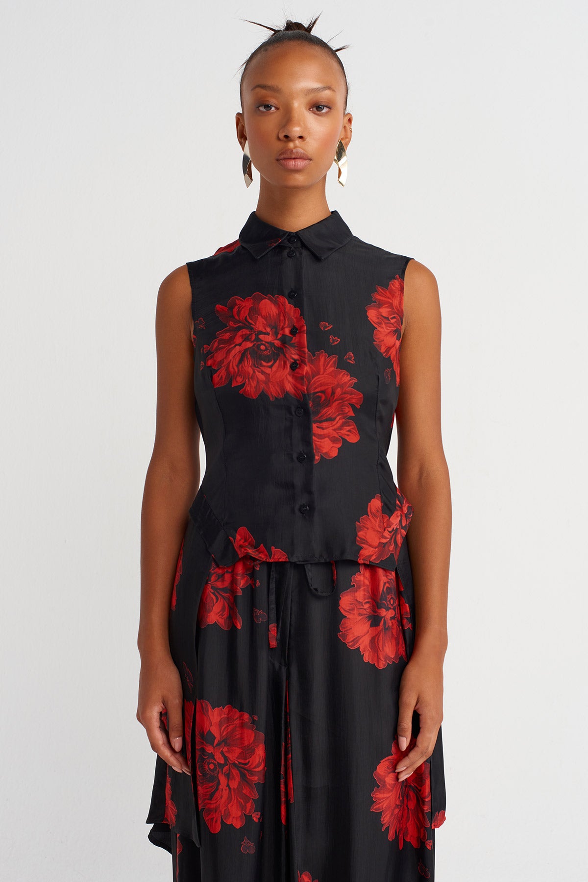 Arkası Uzun Çiçek Desenli Gömlek-Y261011031