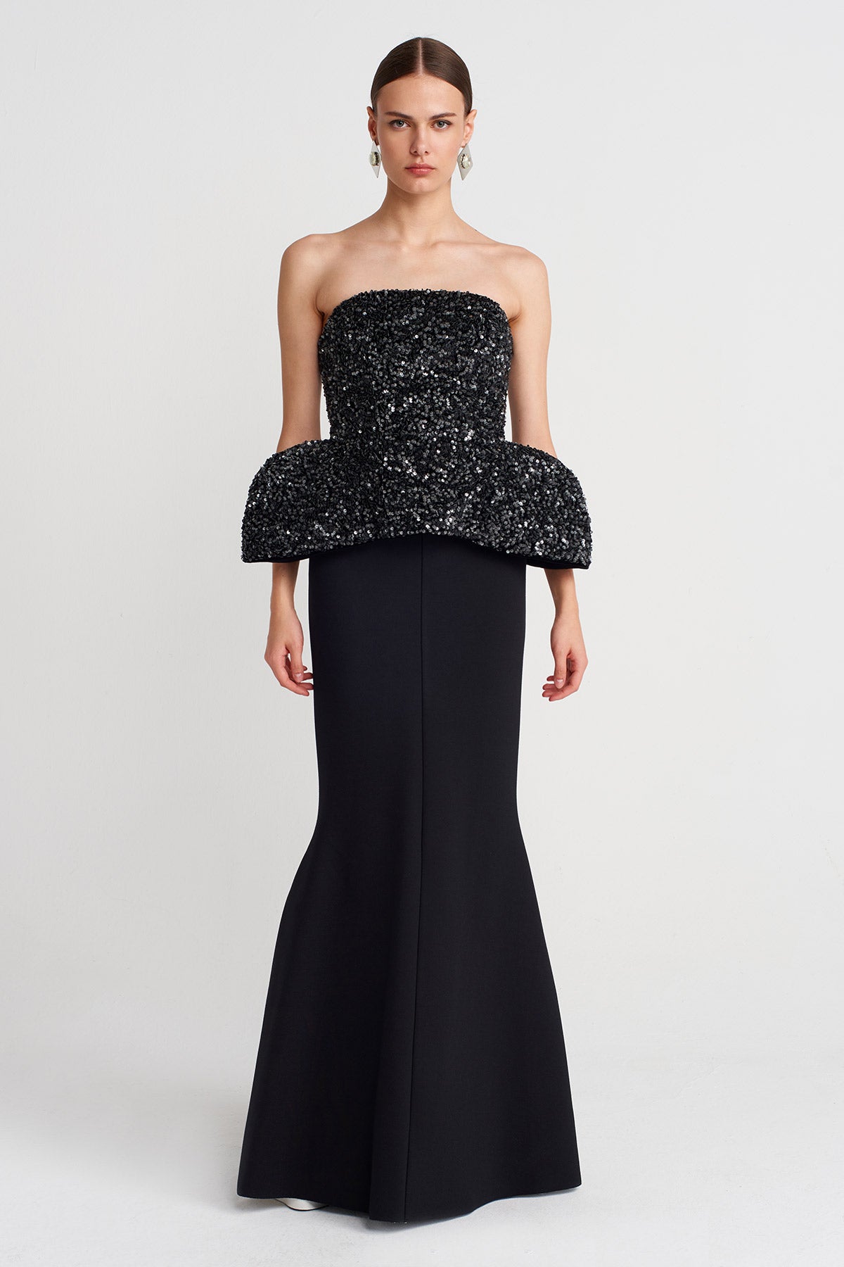 Siyah Işıltılı Straplez Volümlü Büstiyer-Y261011033