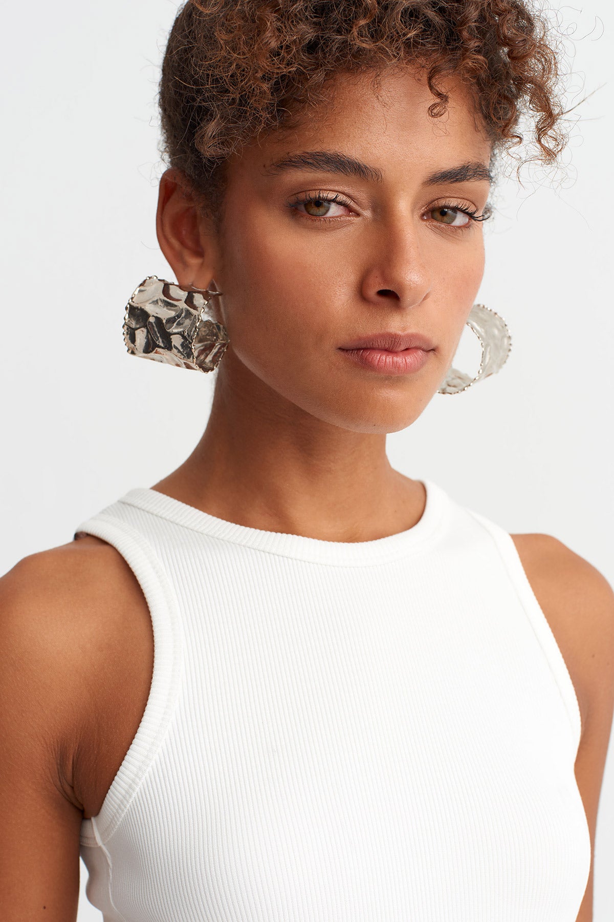 Kırık Beyaz Ribana Bisiklet Yaka Top-Y261011040