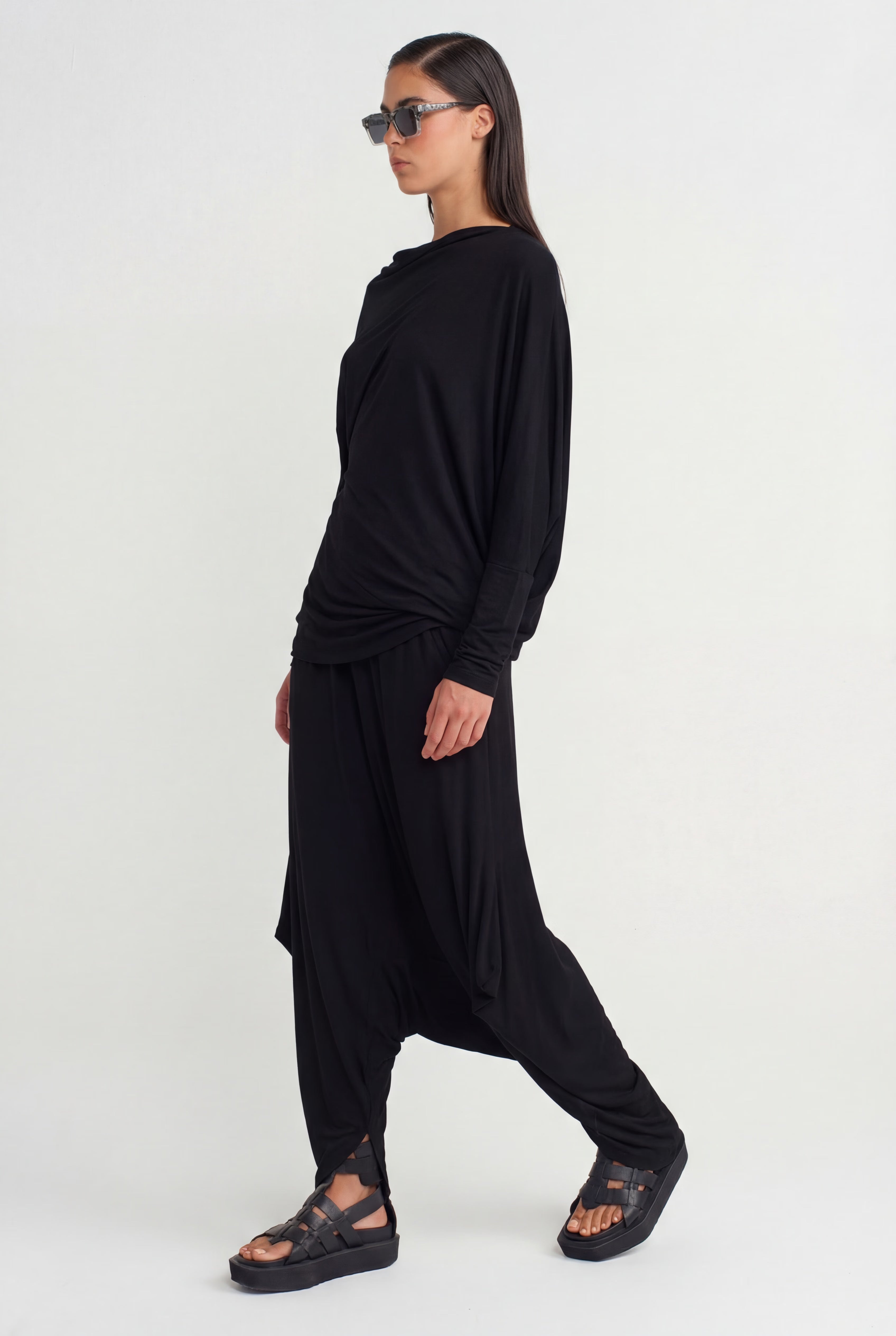 Siyah Drapeli Uzun Kollu Bluz-Y261011011