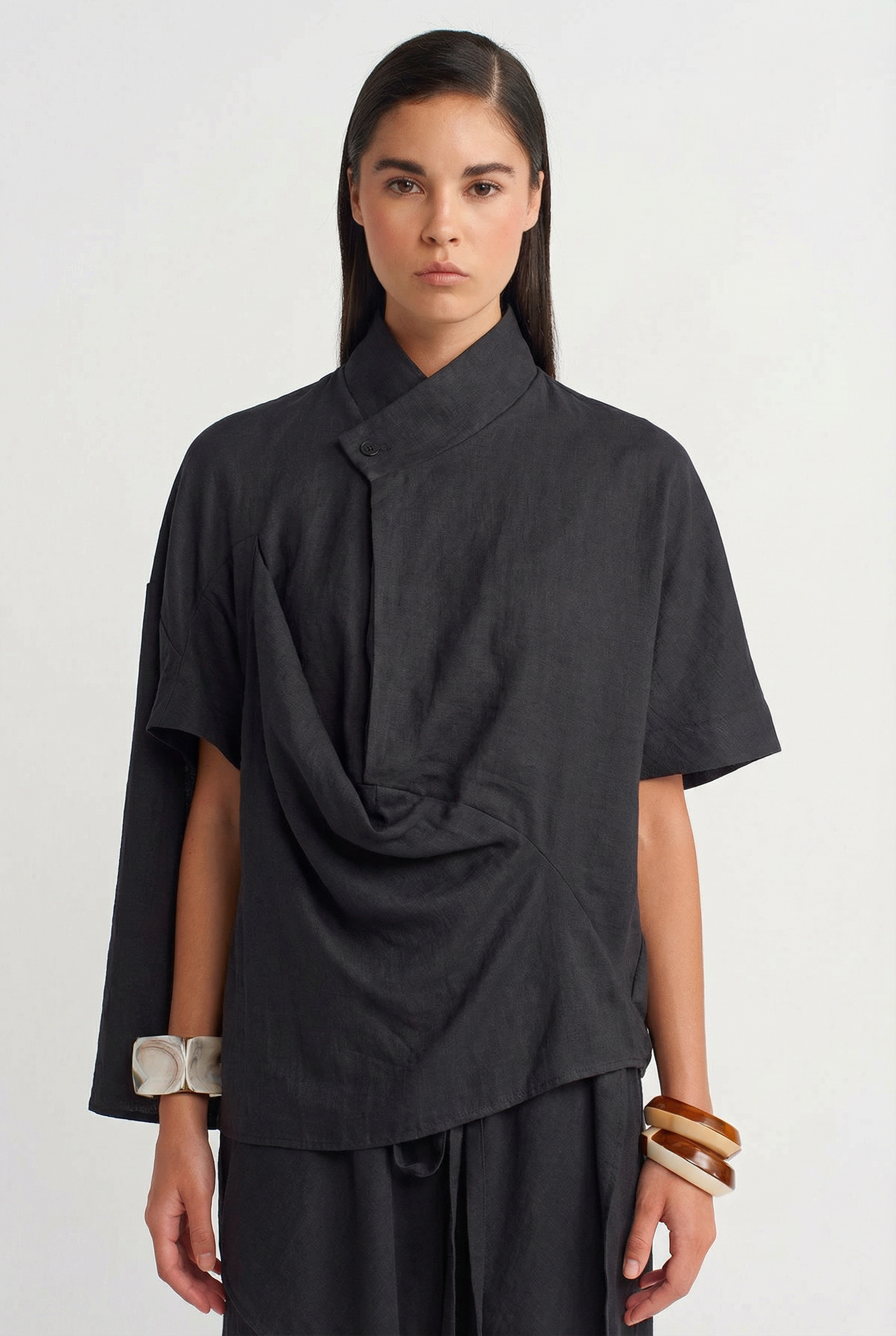 Siyah Asimetrik Drapeli Yaka Bluz-Y261011018