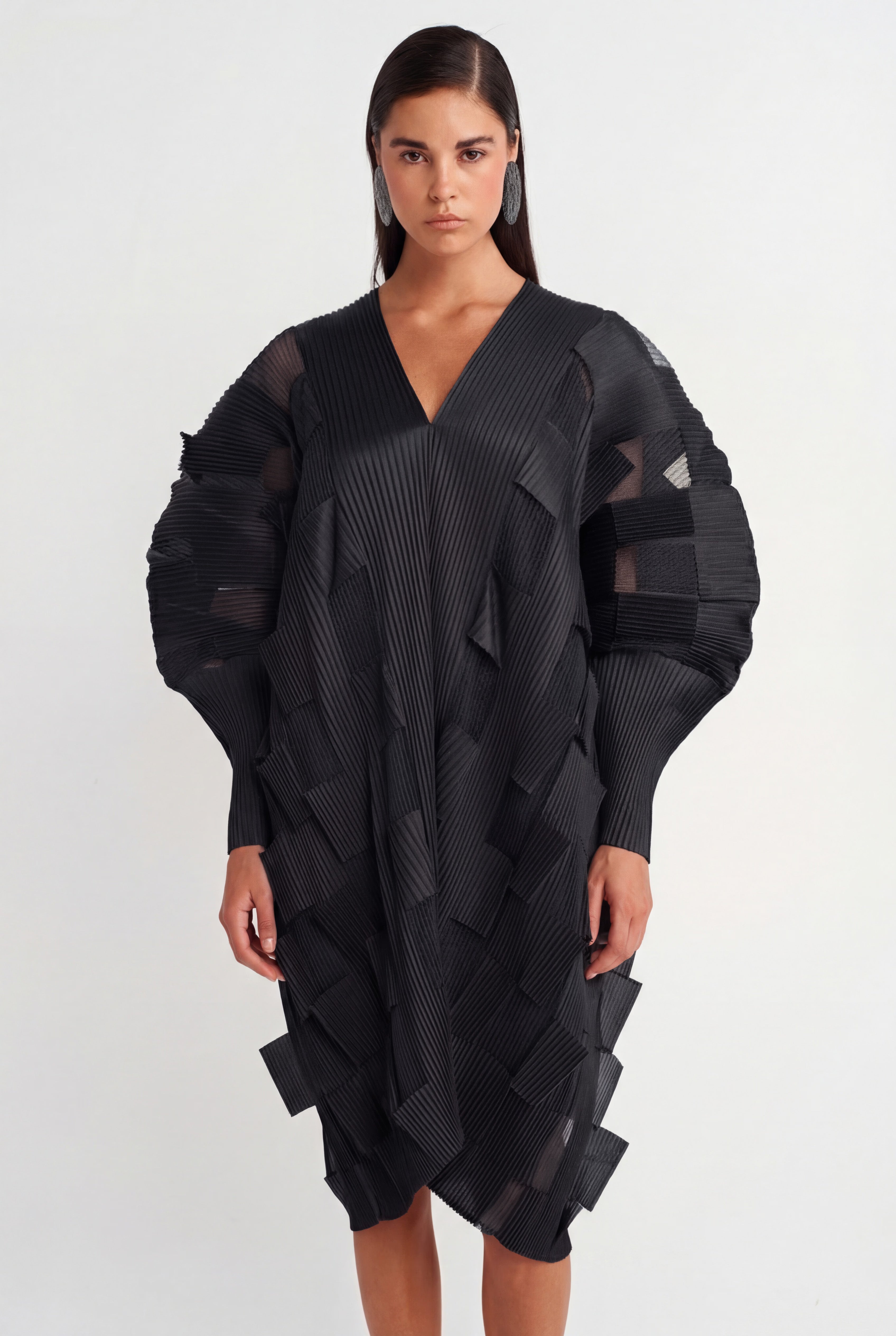 Black Pleated Dress - Y264014010