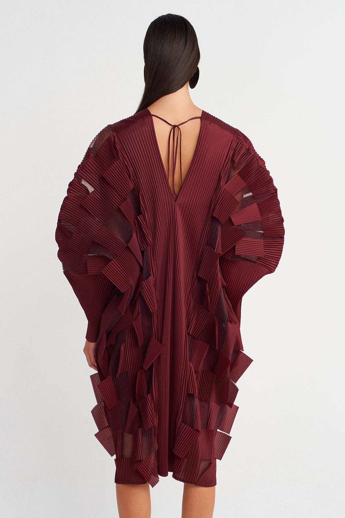 فستان بلون البرقوق المرقع والمطوي - Y264014010