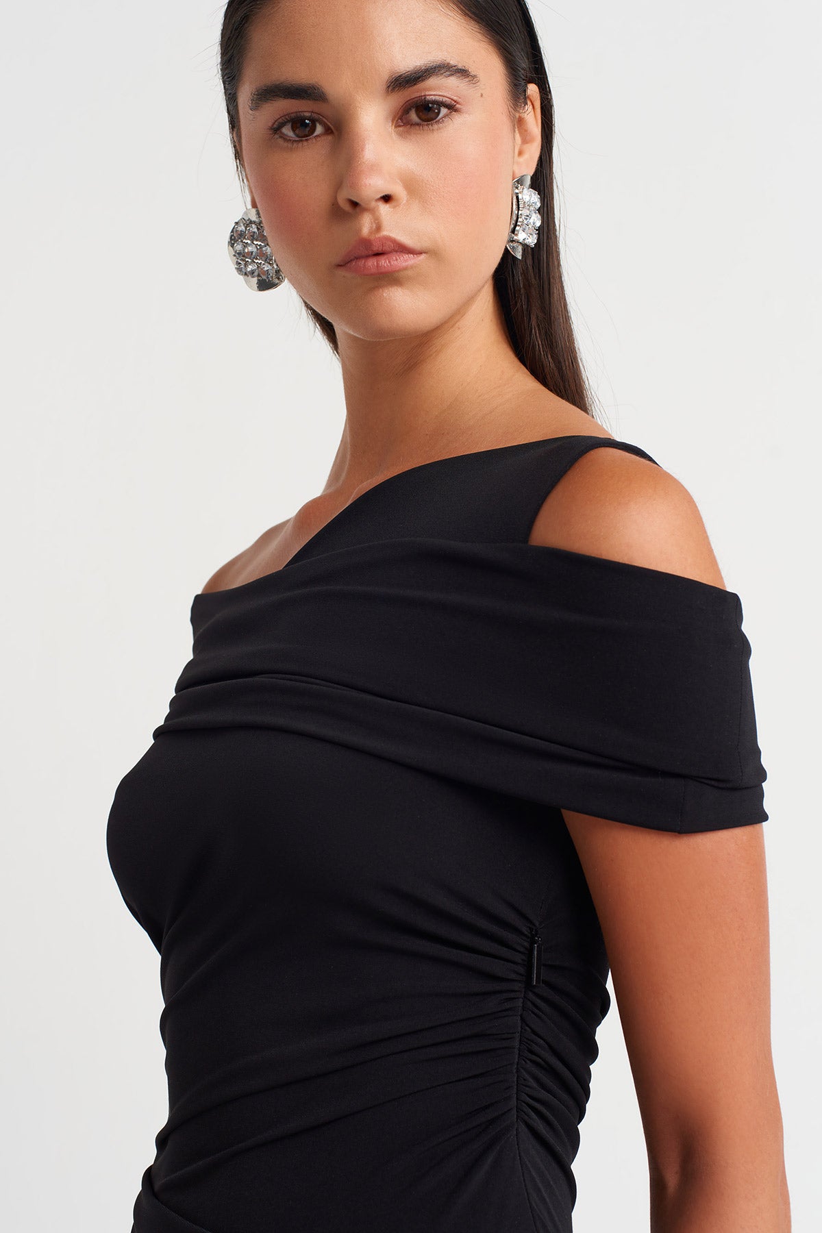 Siyah Asimetrik Drapeli Jarse Elbise-Y264014013