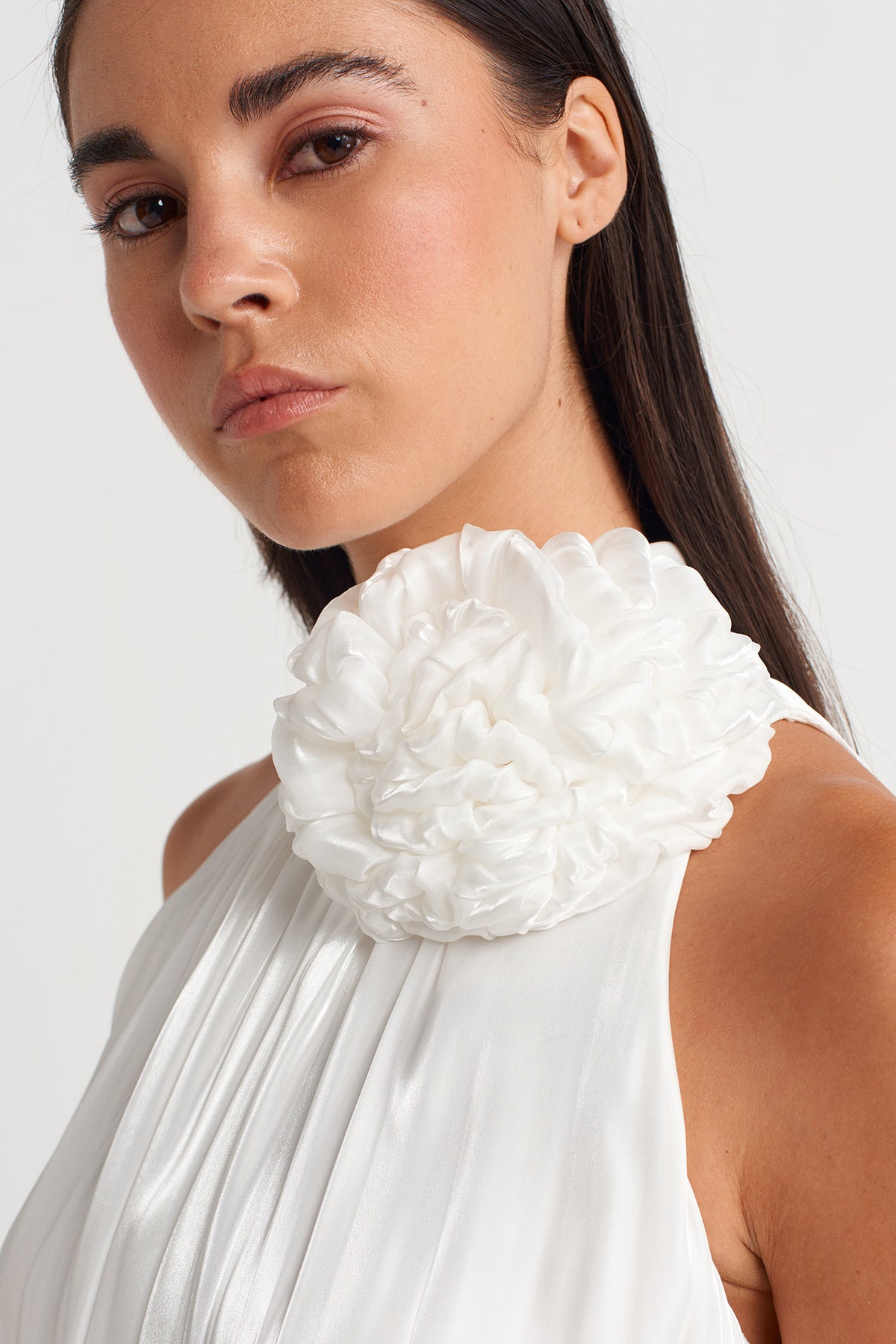 Off-White Satin Dress with Floral Collar Detail - Y264014019